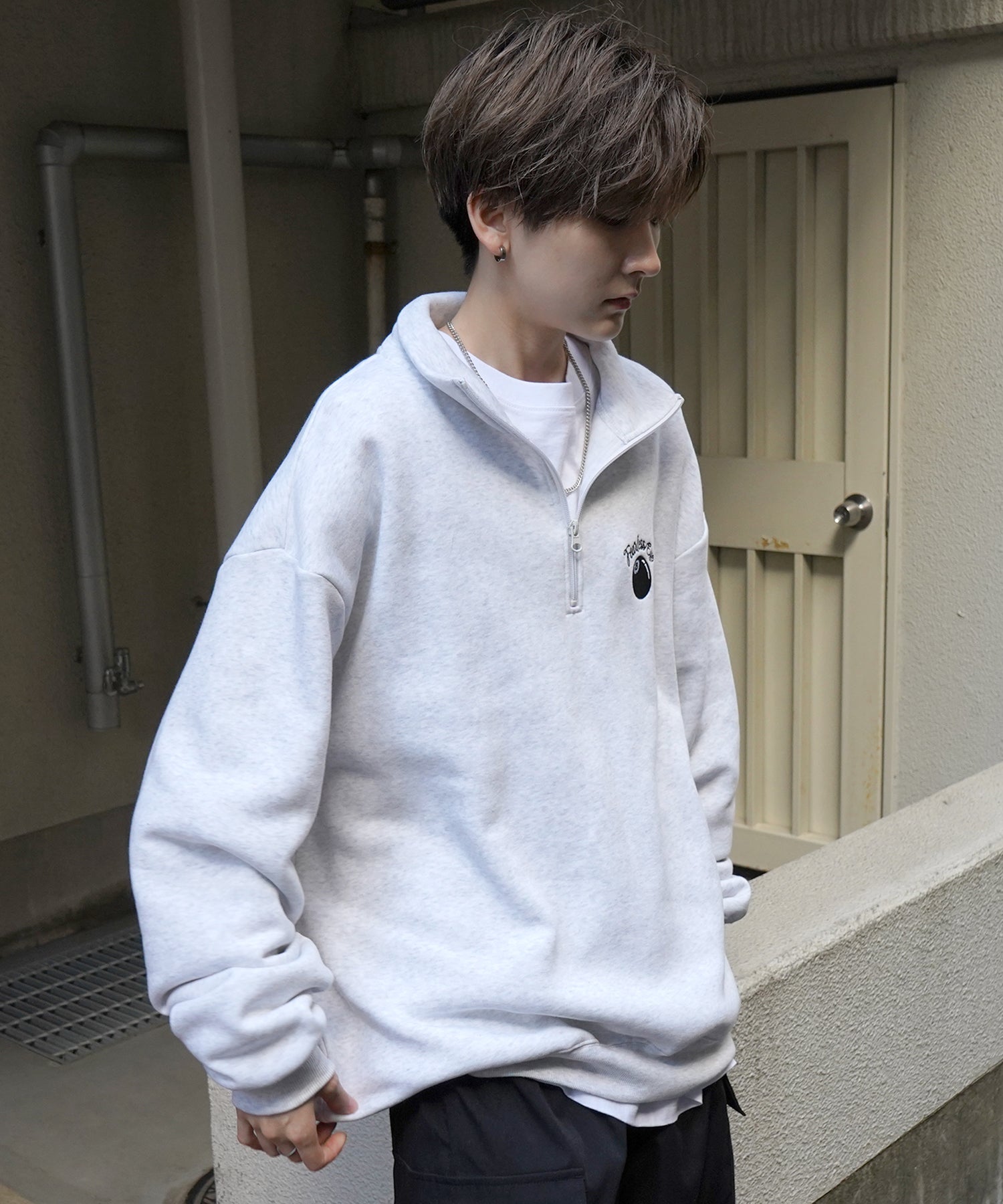 ビリヤード/ダイス ワンポイント刺繍ロゴ ビッグシルエット 裏起毛プルオーバーハーフジップスウェット