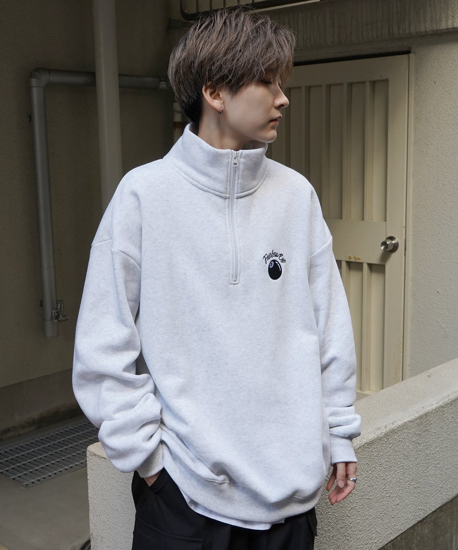 ビリヤード/ダイス ワンポイント刺繍ロゴ ビッグシルエット 裏起毛プルオーバーハーフジップスウェット