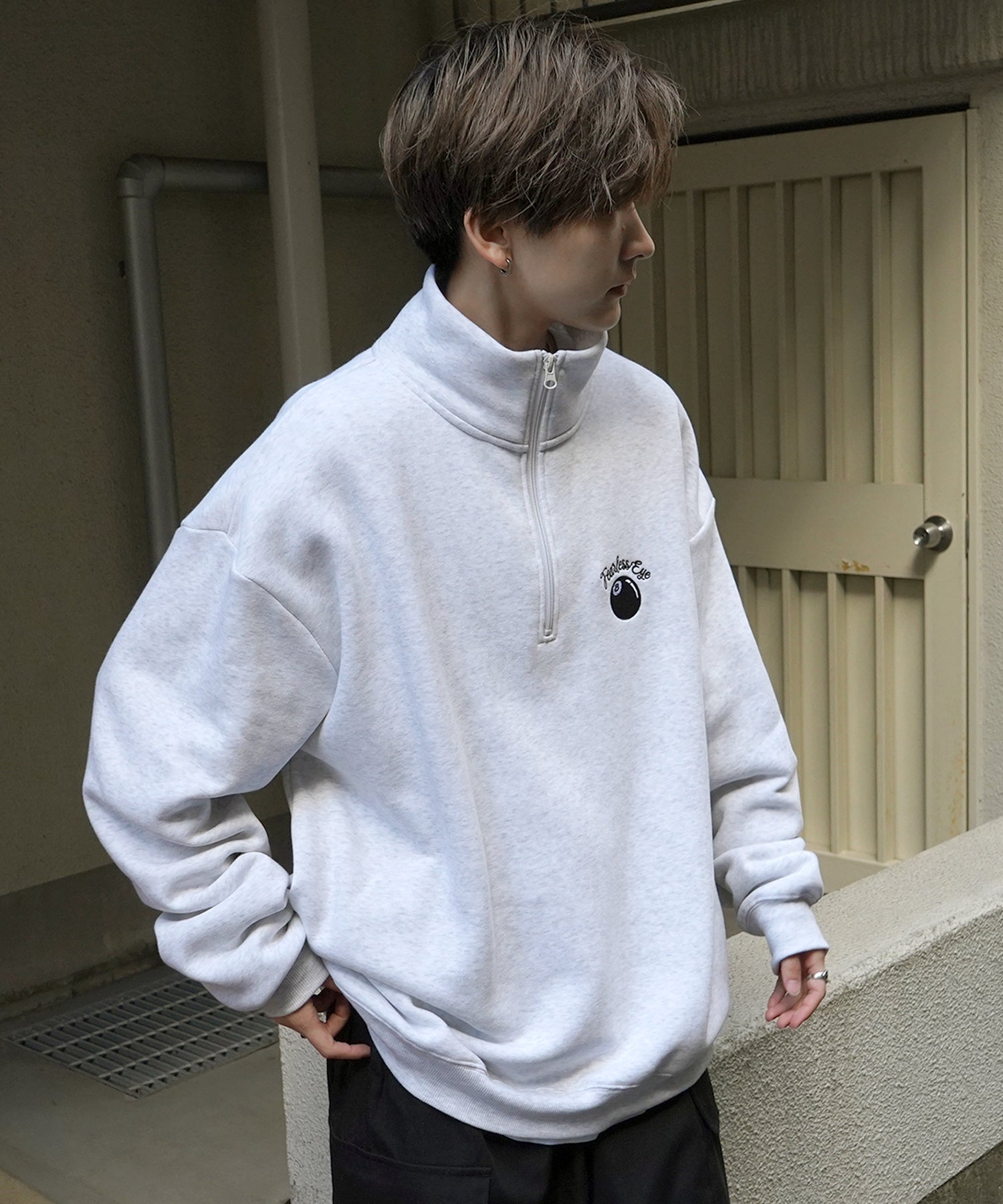 ビリヤード/ダイス ワンポイント刺繍ロゴ ビッグシルエット 裏起毛プルオーバーハーフジップスウェット