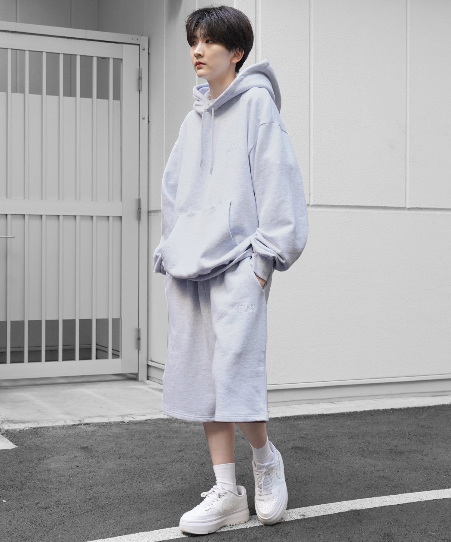 【96thes】韓国ストリート ワンポイントロゴ刺繍 スウェット ハーフパンツ ユニセックス 25SS