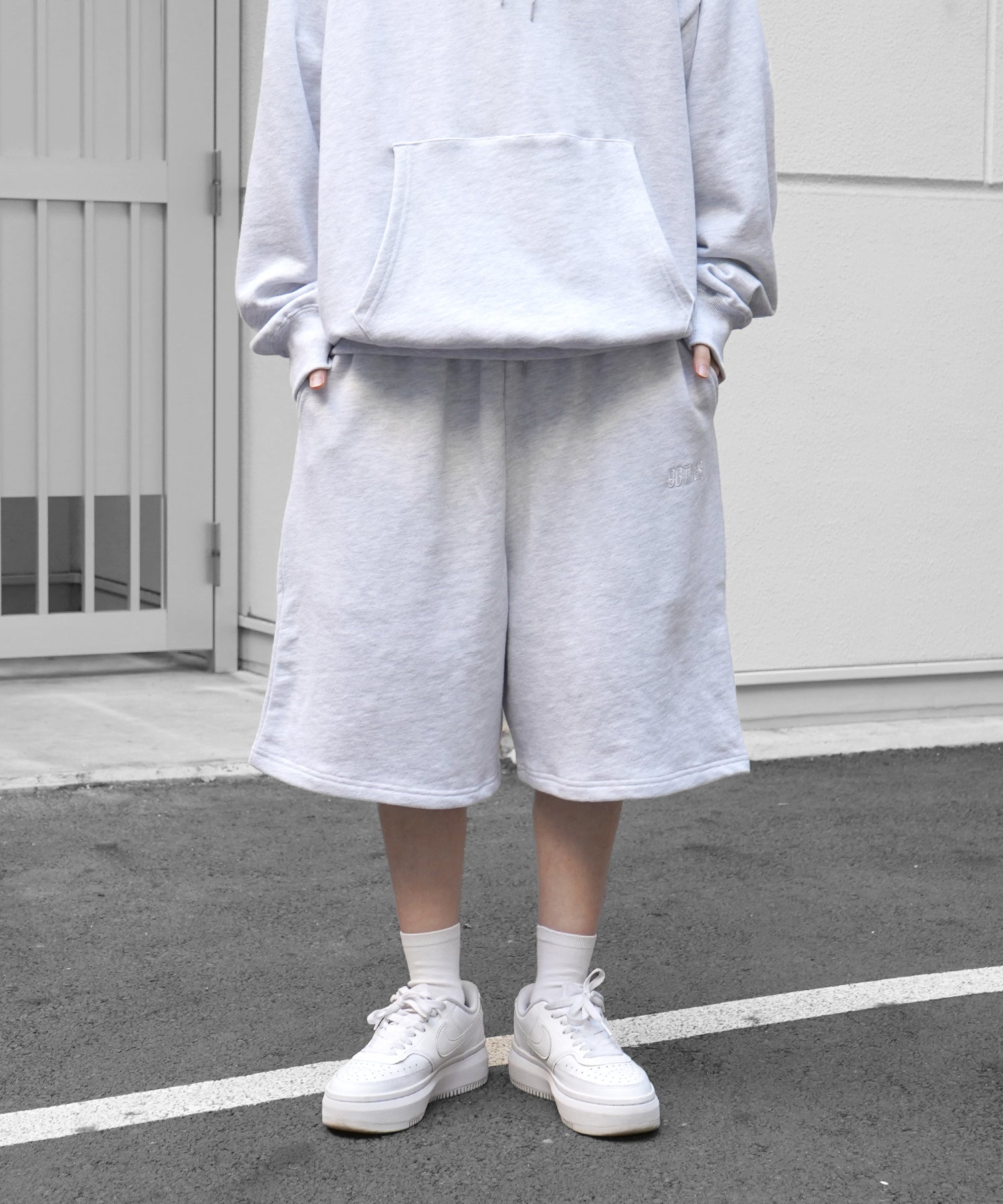 【96thes】韓国ストリート ワンポイントロゴ刺繍 スウェット ハーフパンツ ユニセックス 25SS