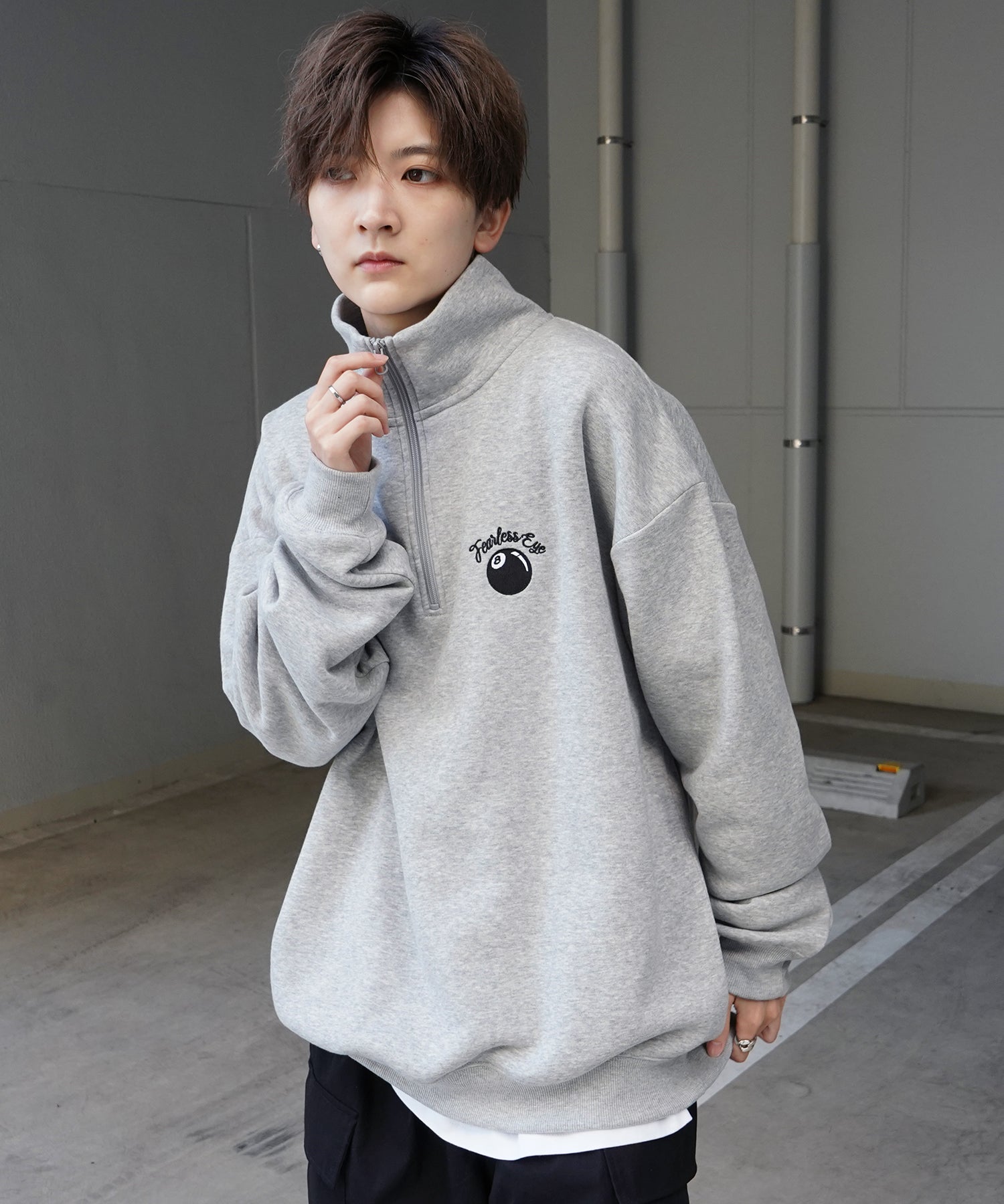 ビリヤード/ダイス ワンポイント刺繍ロゴ ビッグシルエット 裏起毛プルオーバーハーフジップスウェット