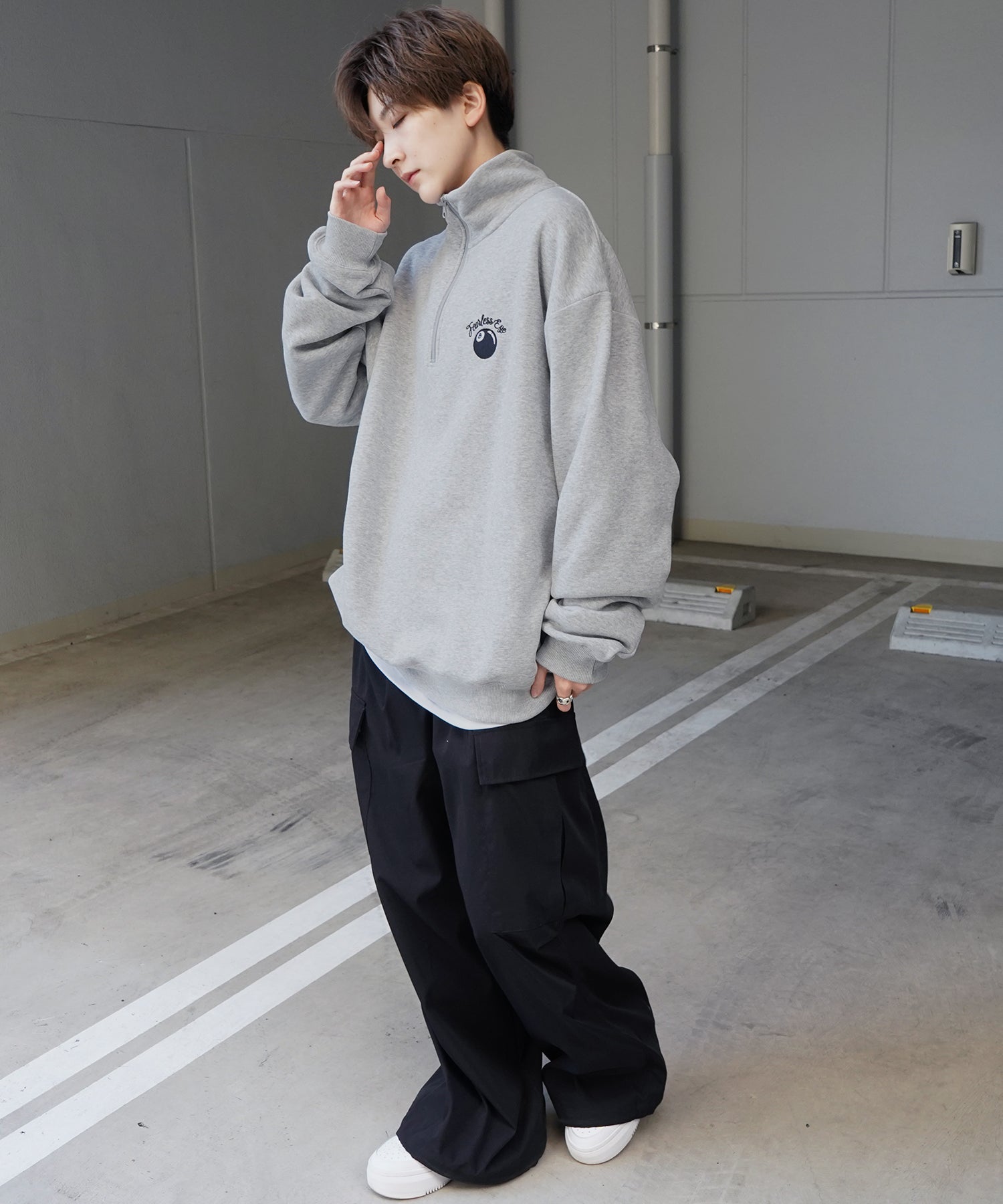 ビリヤード/ダイス ワンポイント刺繍ロゴ ビッグシルエット 裏起毛プルオーバーハーフジップスウェット