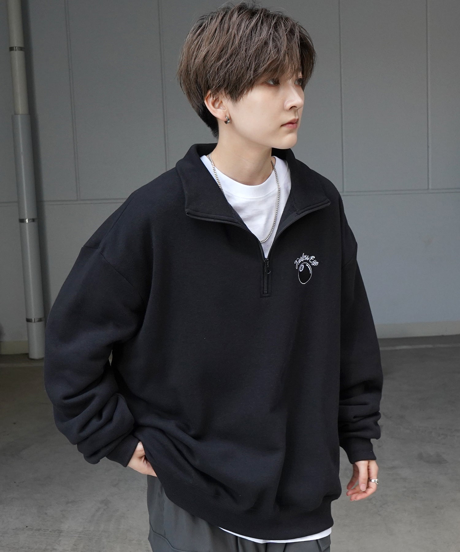 ビリヤード/ダイス ワンポイント刺繍ロゴ ビッグシルエット 裏起毛プルオーバーハーフジップスウェット