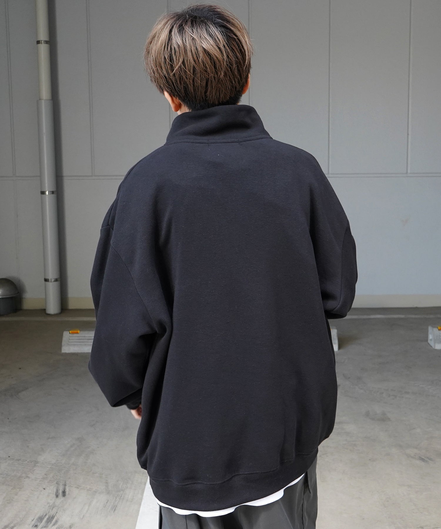 ビリヤード/ダイス ワンポイント刺繍ロゴ ビッグシルエット 裏起毛プルオーバーハーフジップスウェット