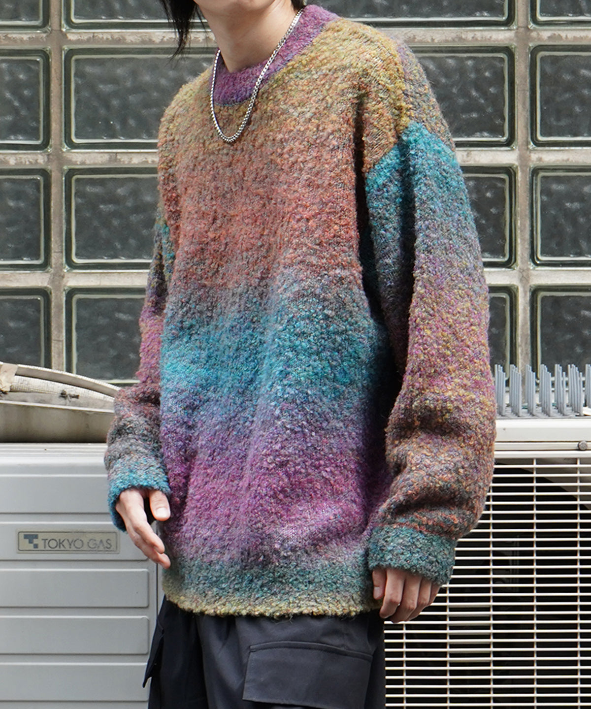 レトロライク ビッグシルエット グラデーションブークレ ボリューム プルオーバーニット