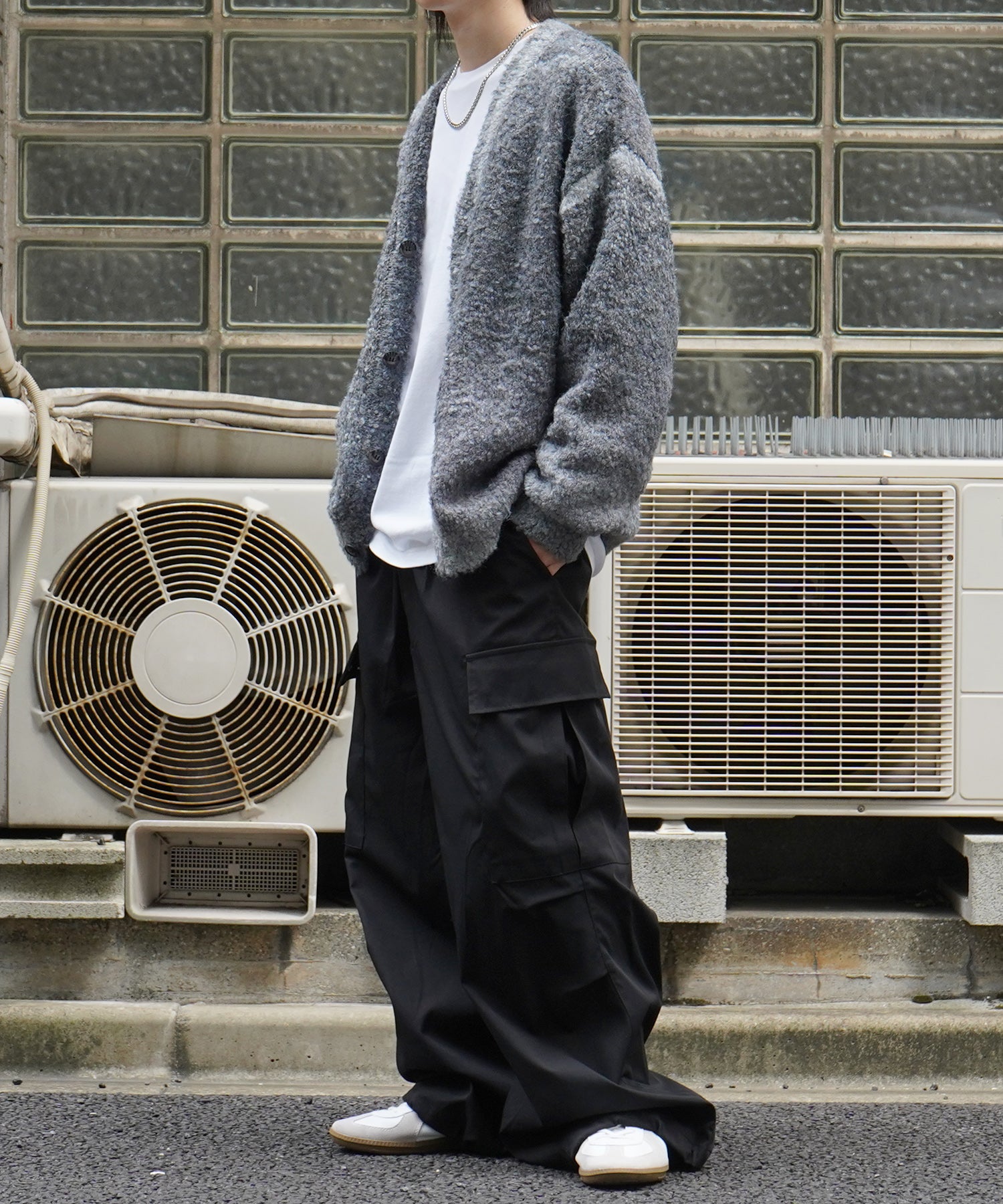 レトロライク ビッグシルエット グラデーションブークレ ボリューム ニットカーディガン