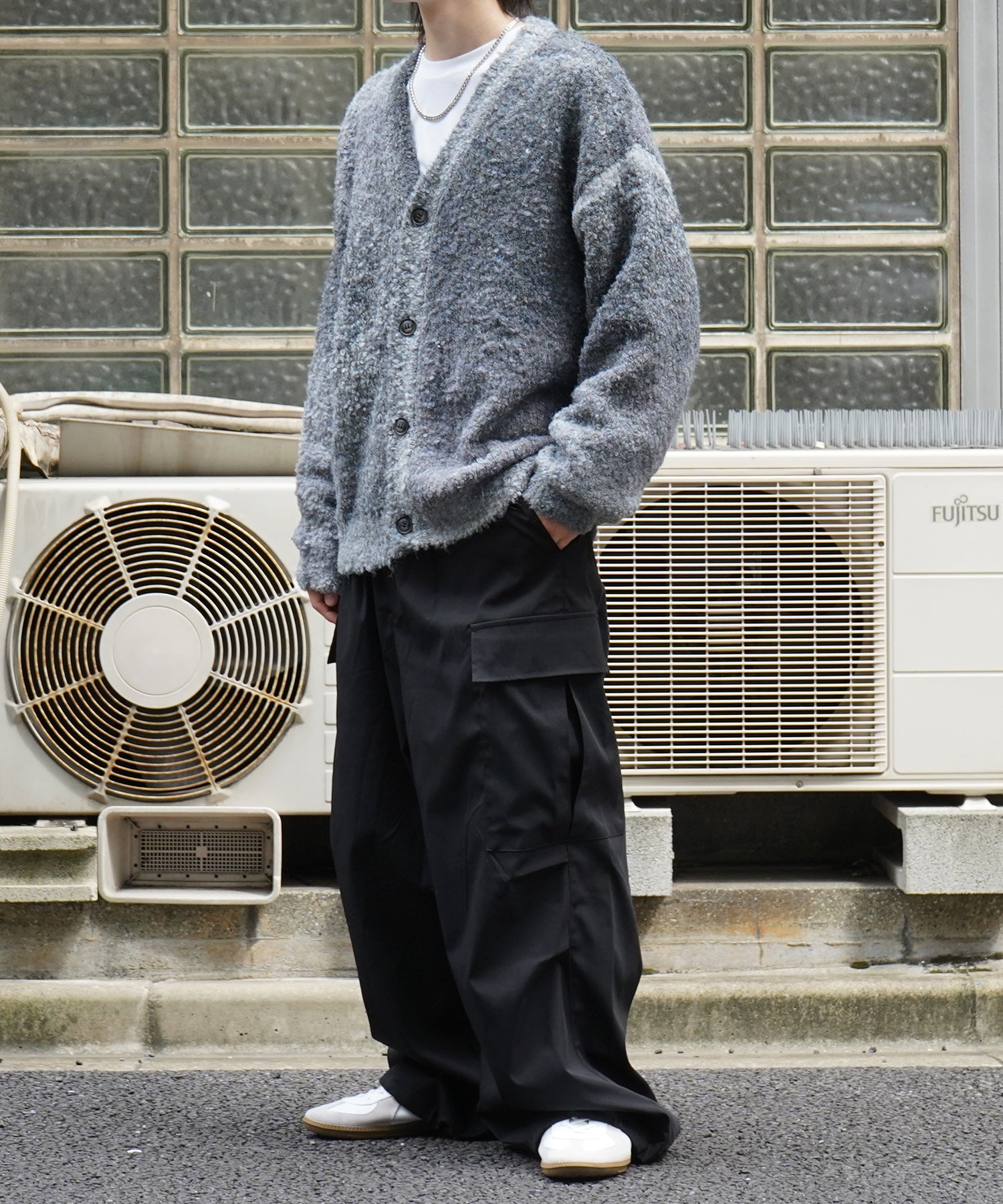 レトロライク ビッグシルエット グラデーションブークレ ボリューム ニットカーディガン