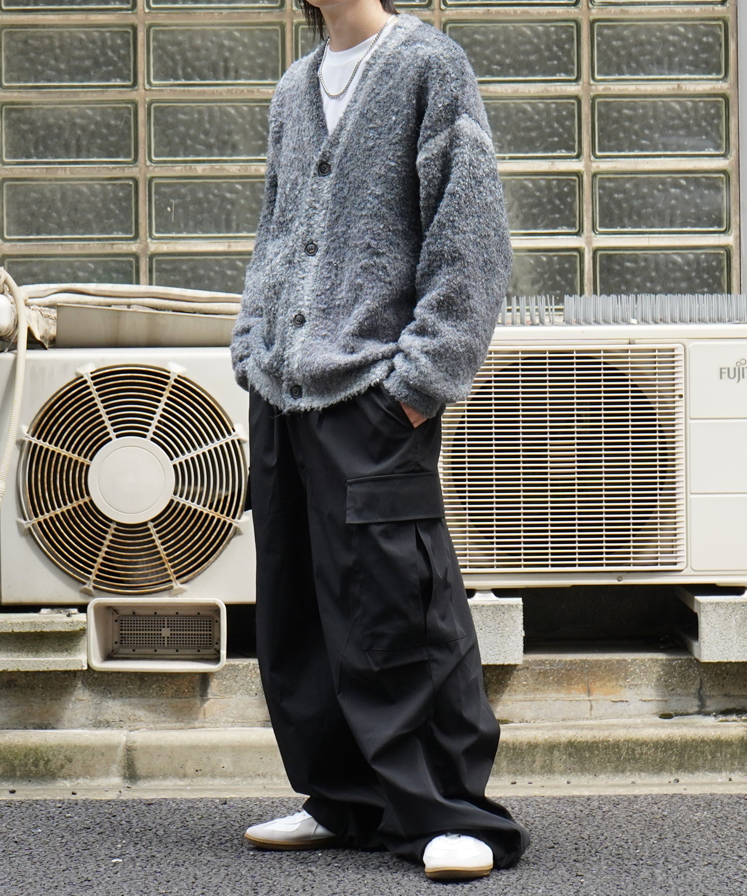 レトロライク ビッグシルエット グラデーションブークレ ボリューム ニットカーディガン