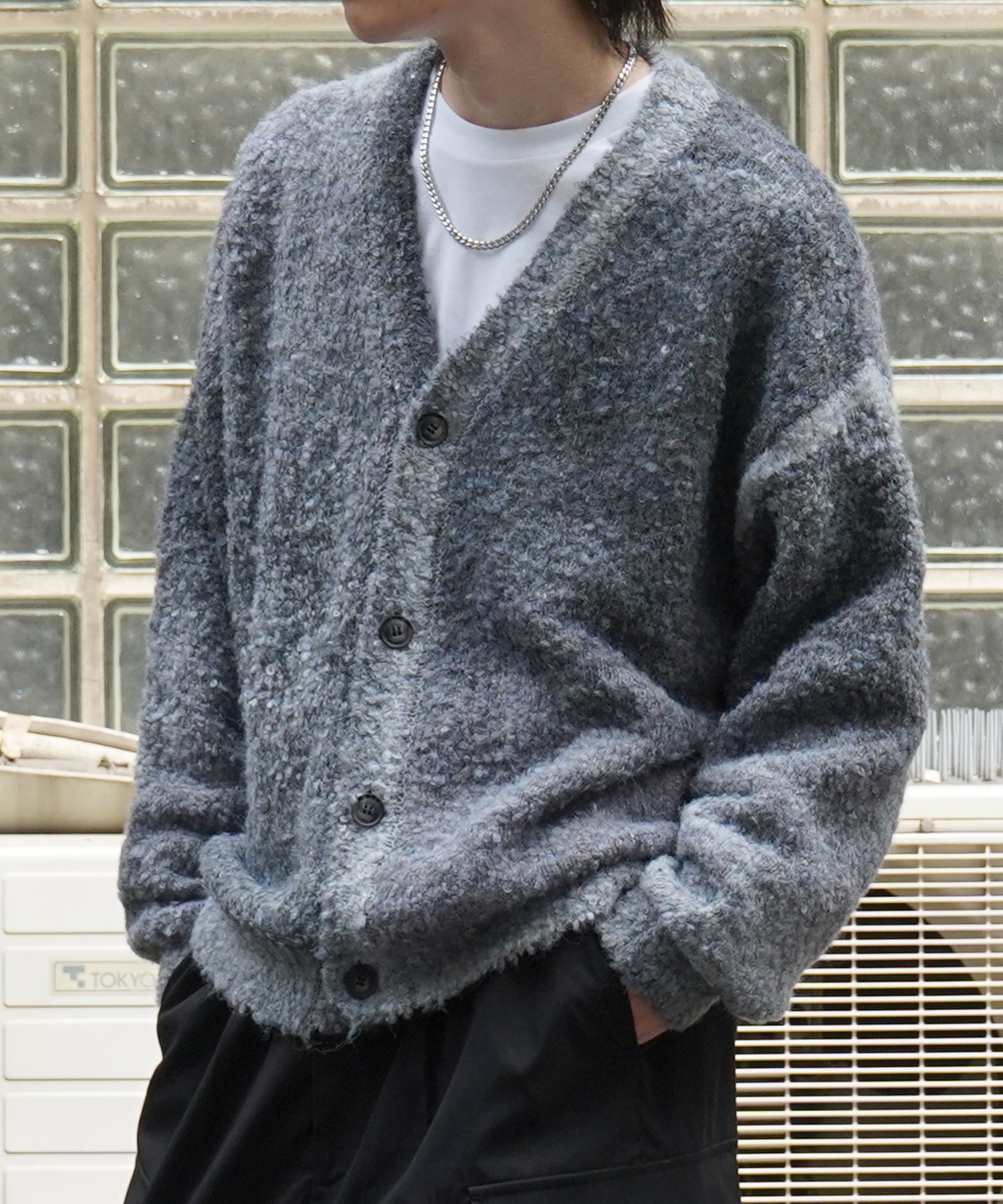 レトロライク ビッグシルエット グラデーションブークレ ボリューム ニットカーディガン