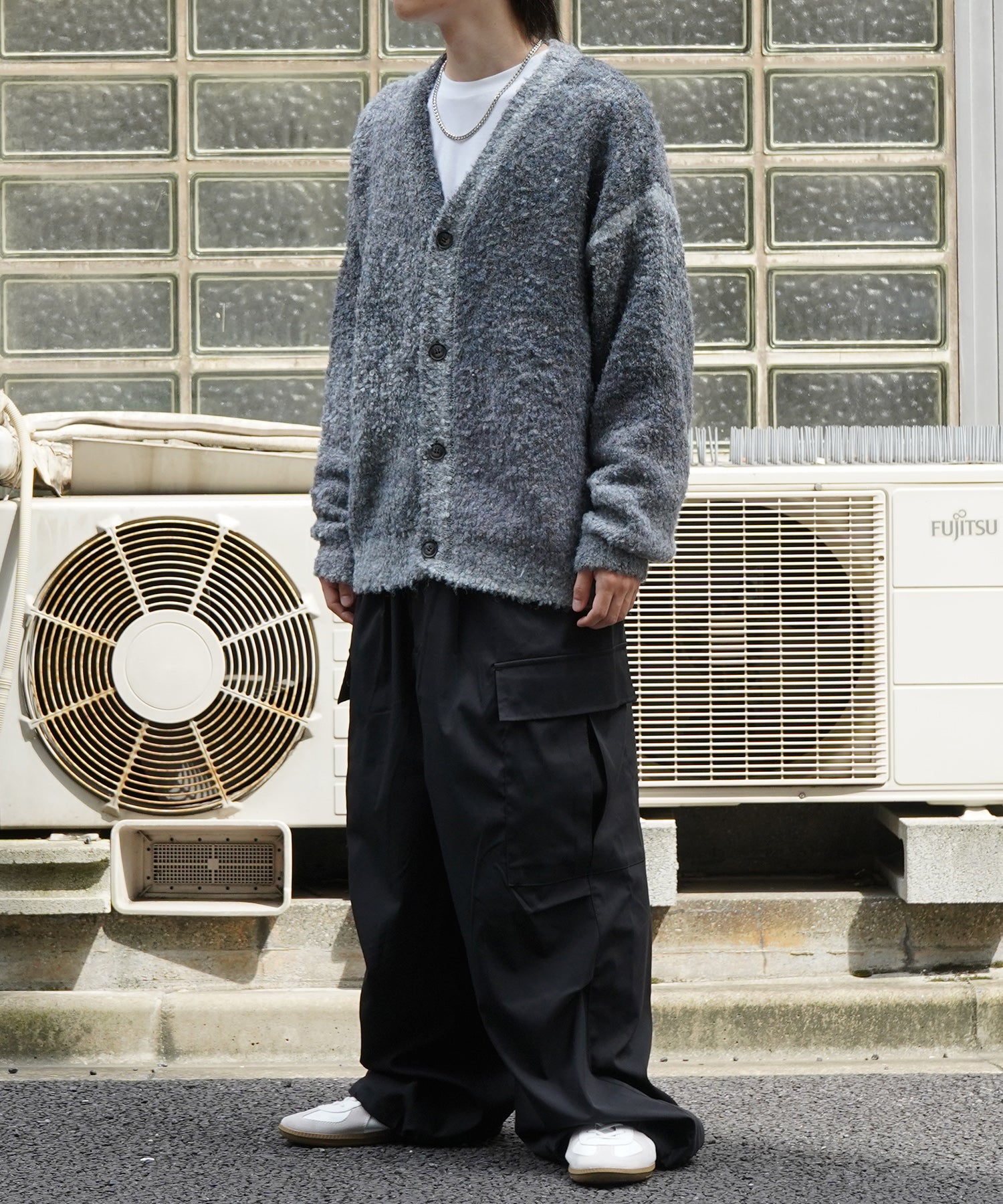 レトロライク ビッグシルエット グラデーションブークレ ボリューム ニットカーディガン