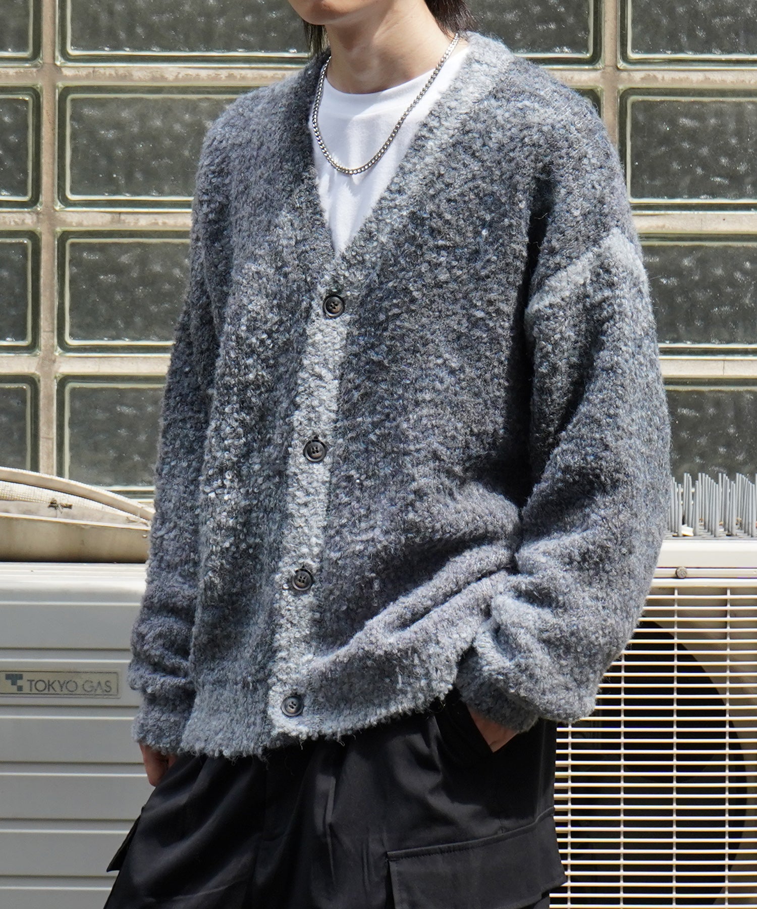 レトロライク ビッグシルエット グラデーションブークレ ボリューム ニットカーディガン