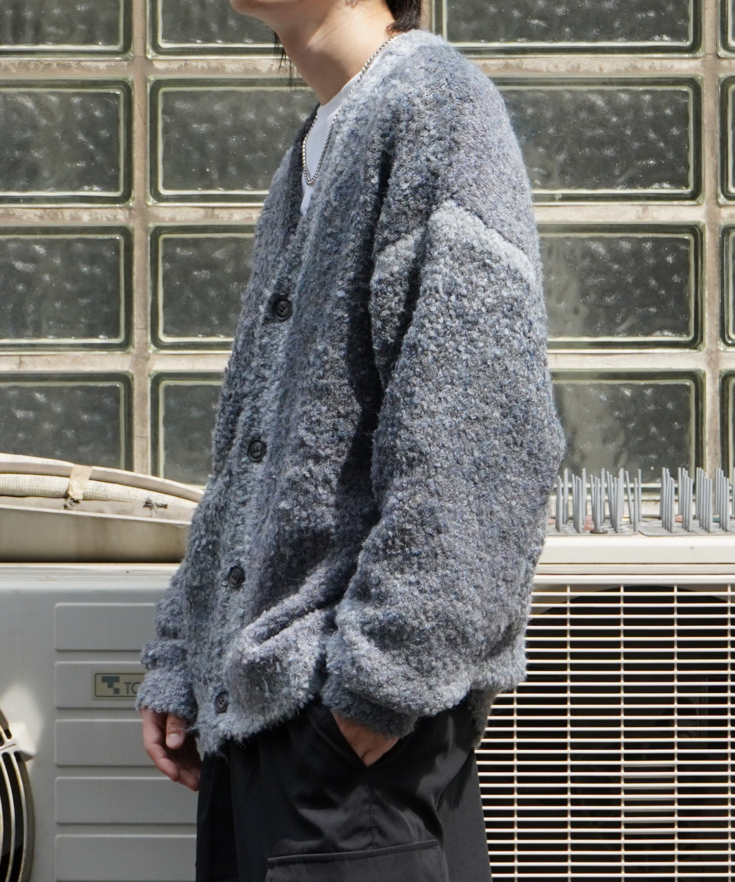 レトロライク ビッグシルエット グラデーションブークレ ボリューム ニットカーディガン