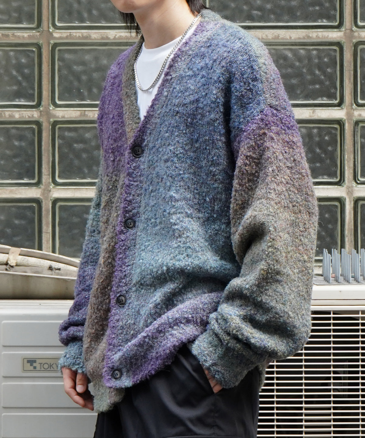 レトロライク ビッグシルエット グラデーションブークレ ボリューム ニットカーディガン