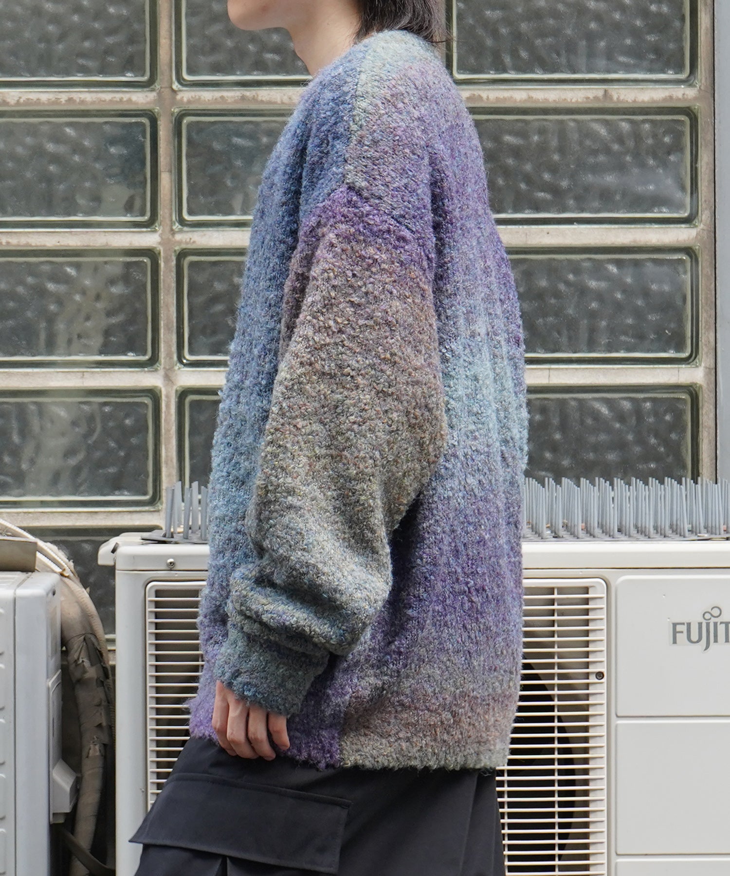 レトロライク ビッグシルエット グラデーションブークレ ボリューム ニットカーディガン