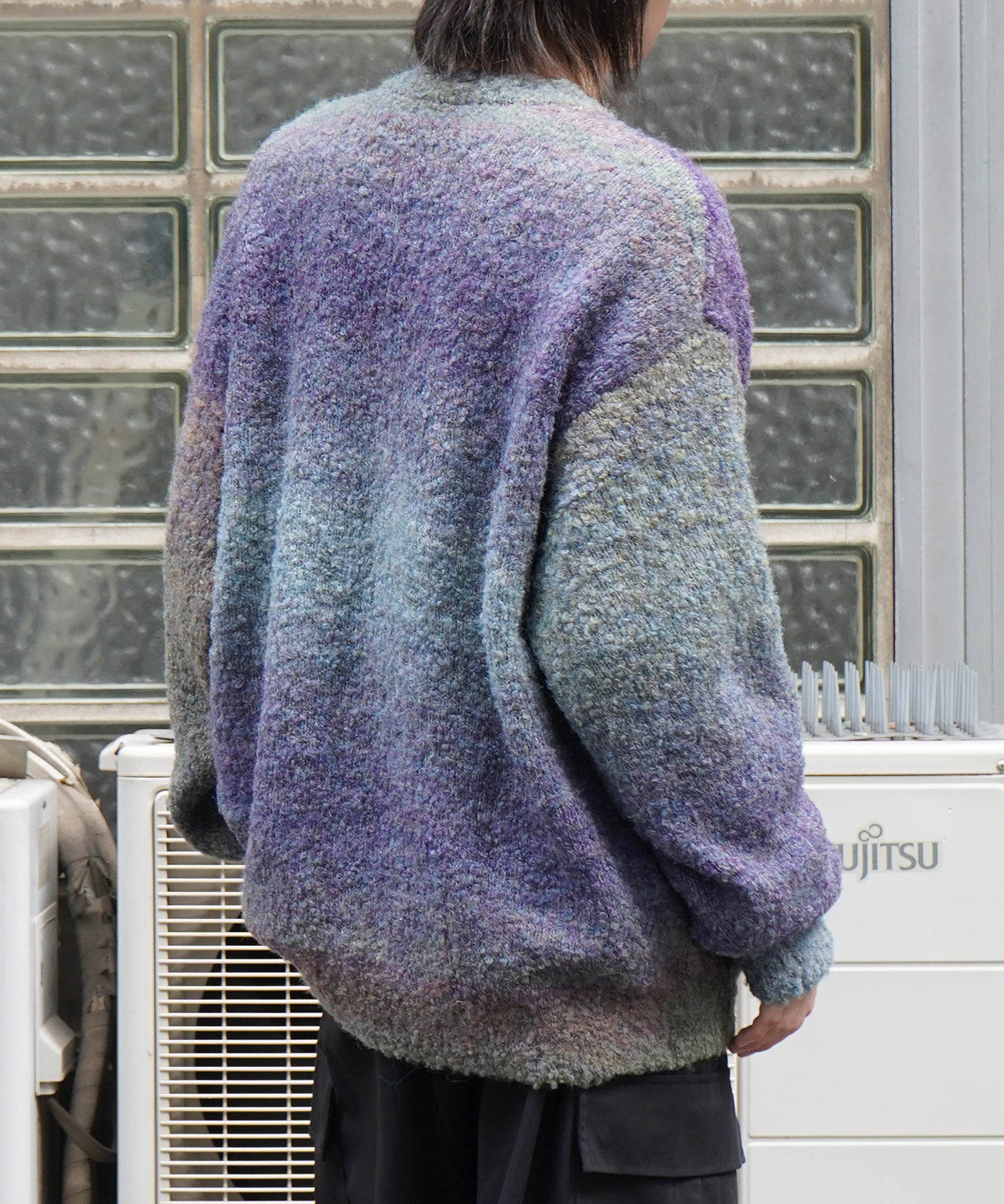 レトロライク ビッグシルエット グラデーションブークレ ボリューム ニットカーディガン