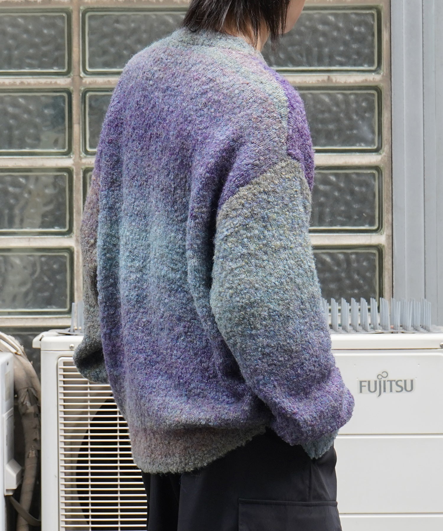 レトロライク ビッグシルエット グラデーションブークレ ボリューム ニットカーディガン