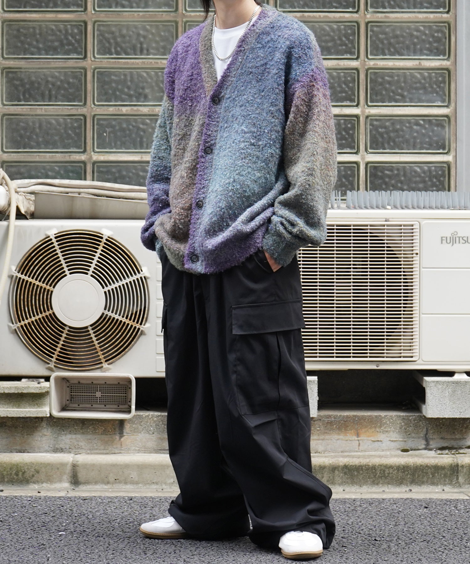 レトロライク ビッグシルエット グラデーションブークレ ボリューム ニットカーディガン