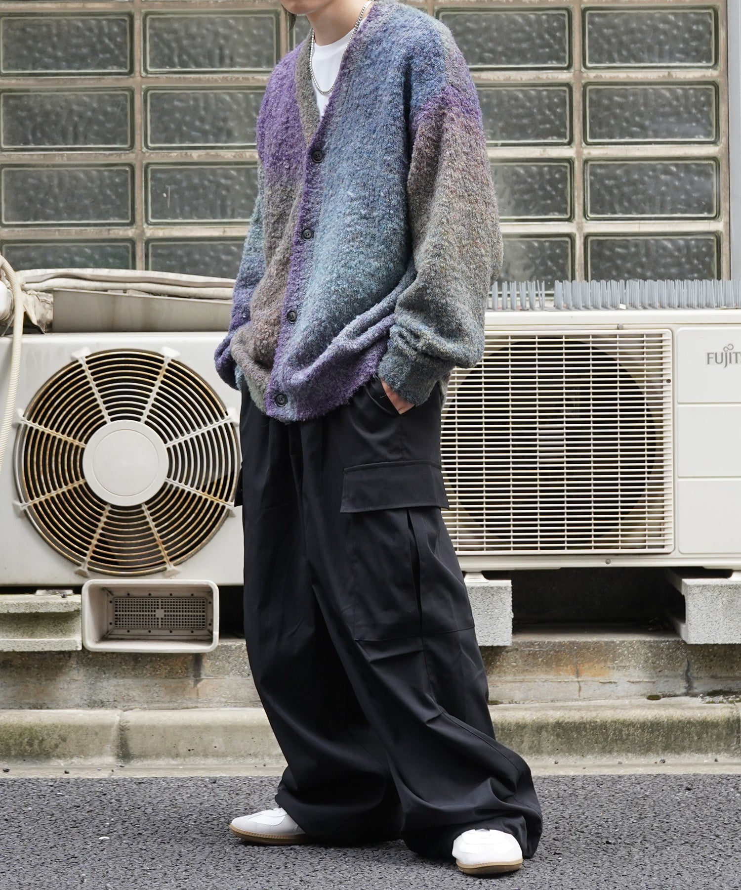 レトロライク ビッグシルエット グラデーションブークレ ボリューム ニットカーディガン