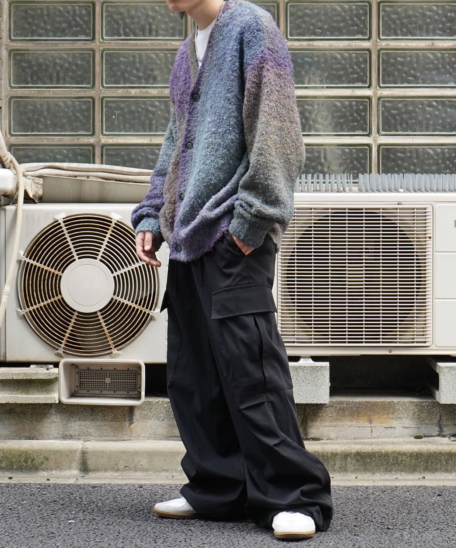 レトロライク ビッグシルエット グラデーションブークレ ボリューム ニットカーディガン