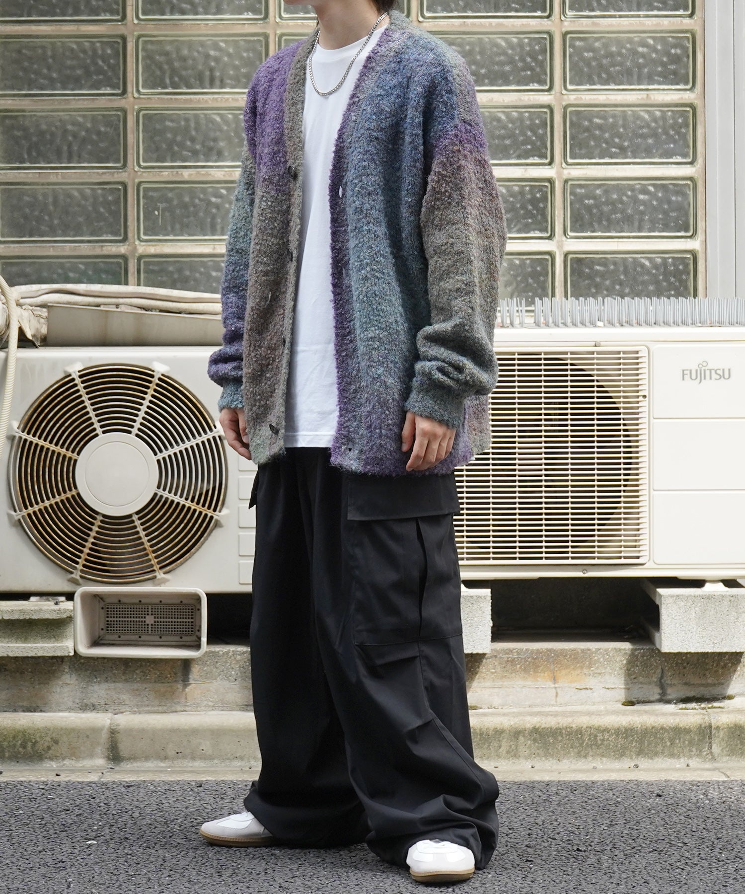 レトロライク ビッグシルエット グラデーションブークレ ボリューム ニットカーディガン