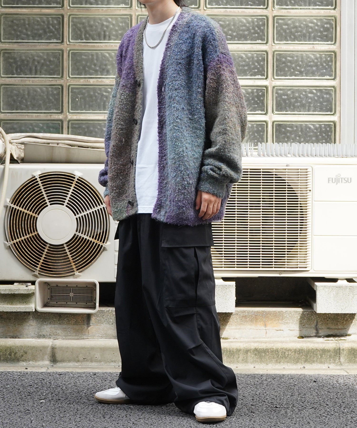 レトロライク ビッグシルエット グラデーションブークレ ボリューム ニットカーディガン