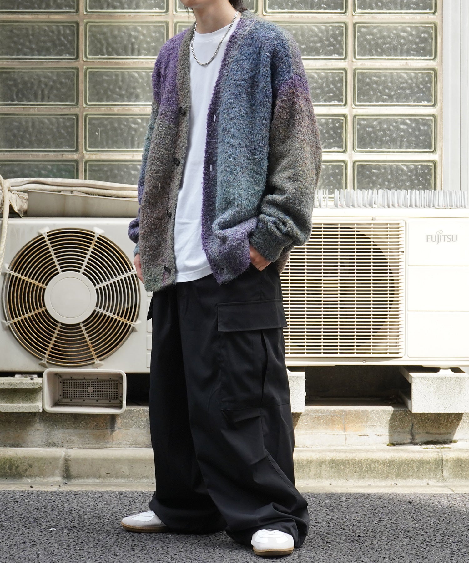 レトロライク ビッグシルエット グラデーションブークレ ボリューム ニットカーディガン