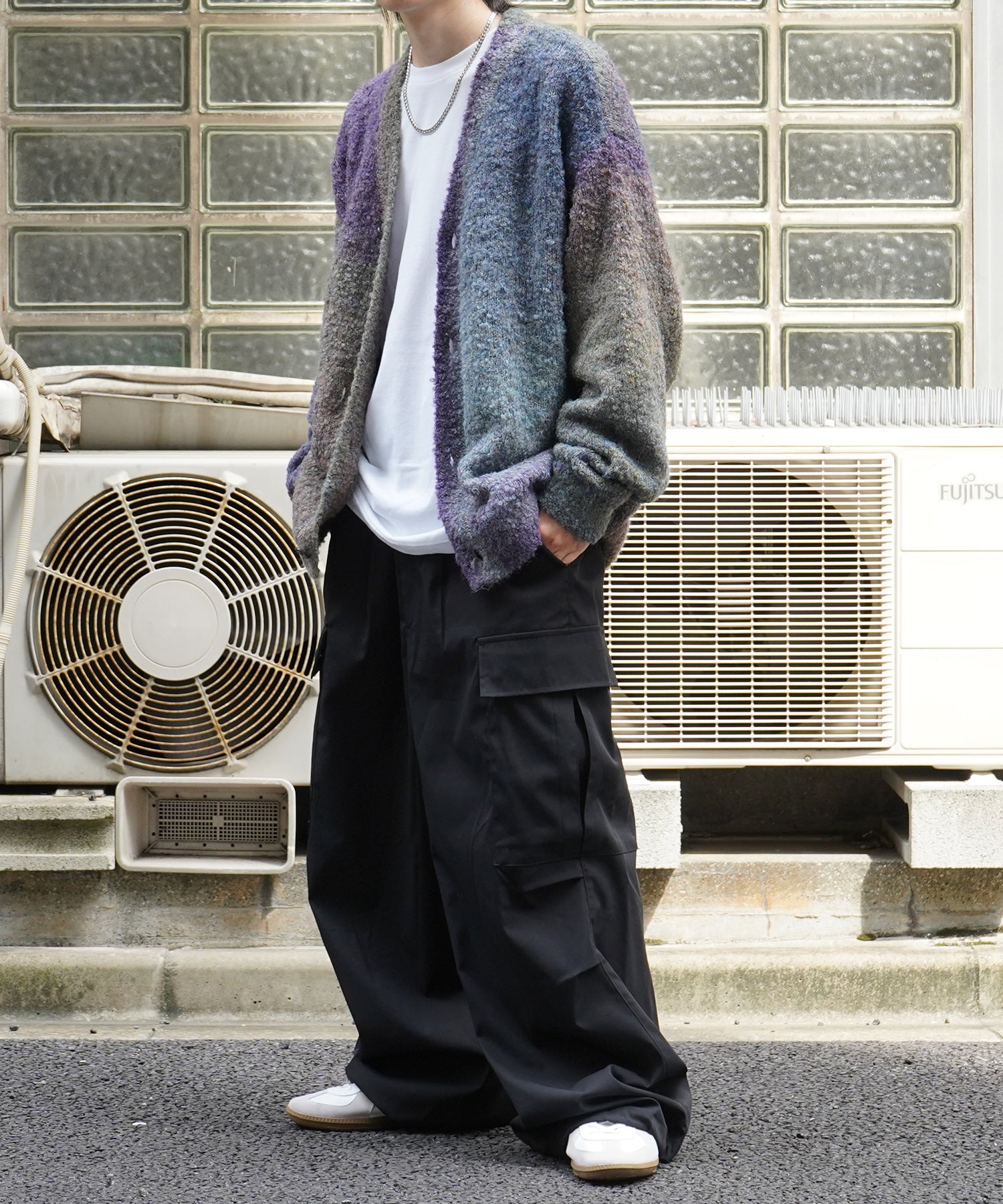 レトロライク ビッグシルエット グラデーションブークレ ボリューム ニットカーディガン