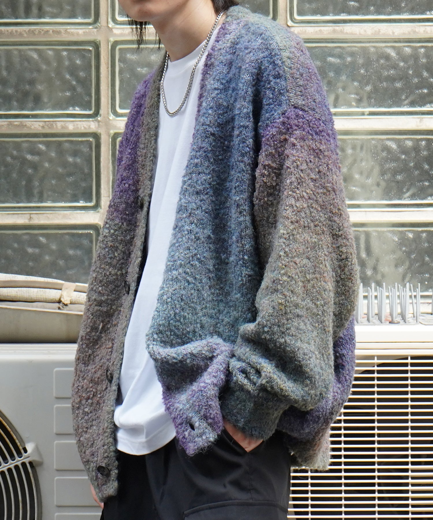 レトロライク ビッグシルエット グラデーションブークレ ボリューム ニットカーディガン