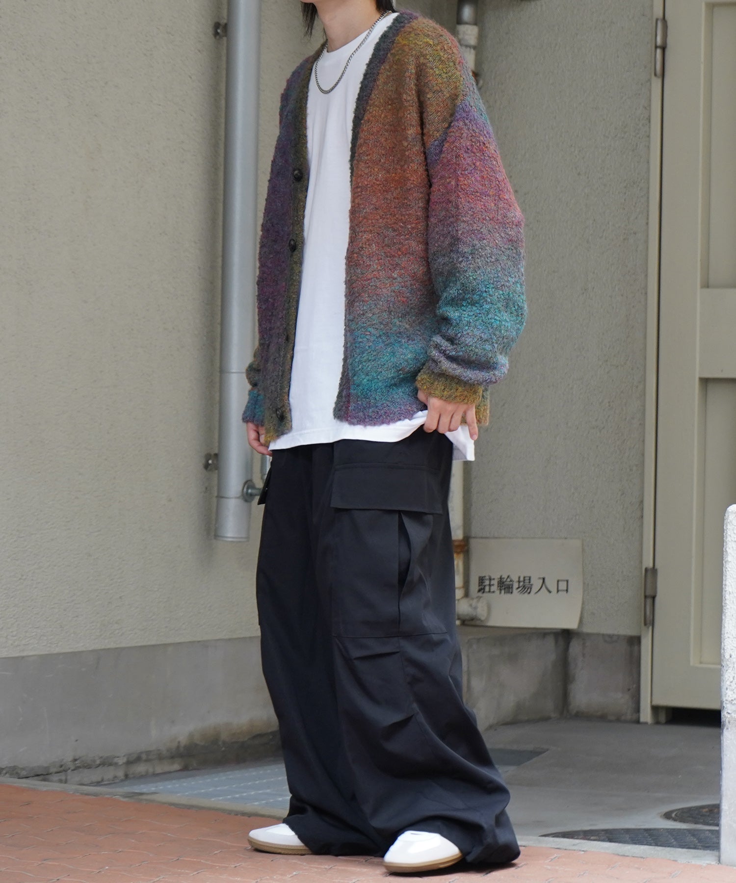 レトロライク ビッグシルエット グラデーションブークレ ボリューム ニットカーディガン