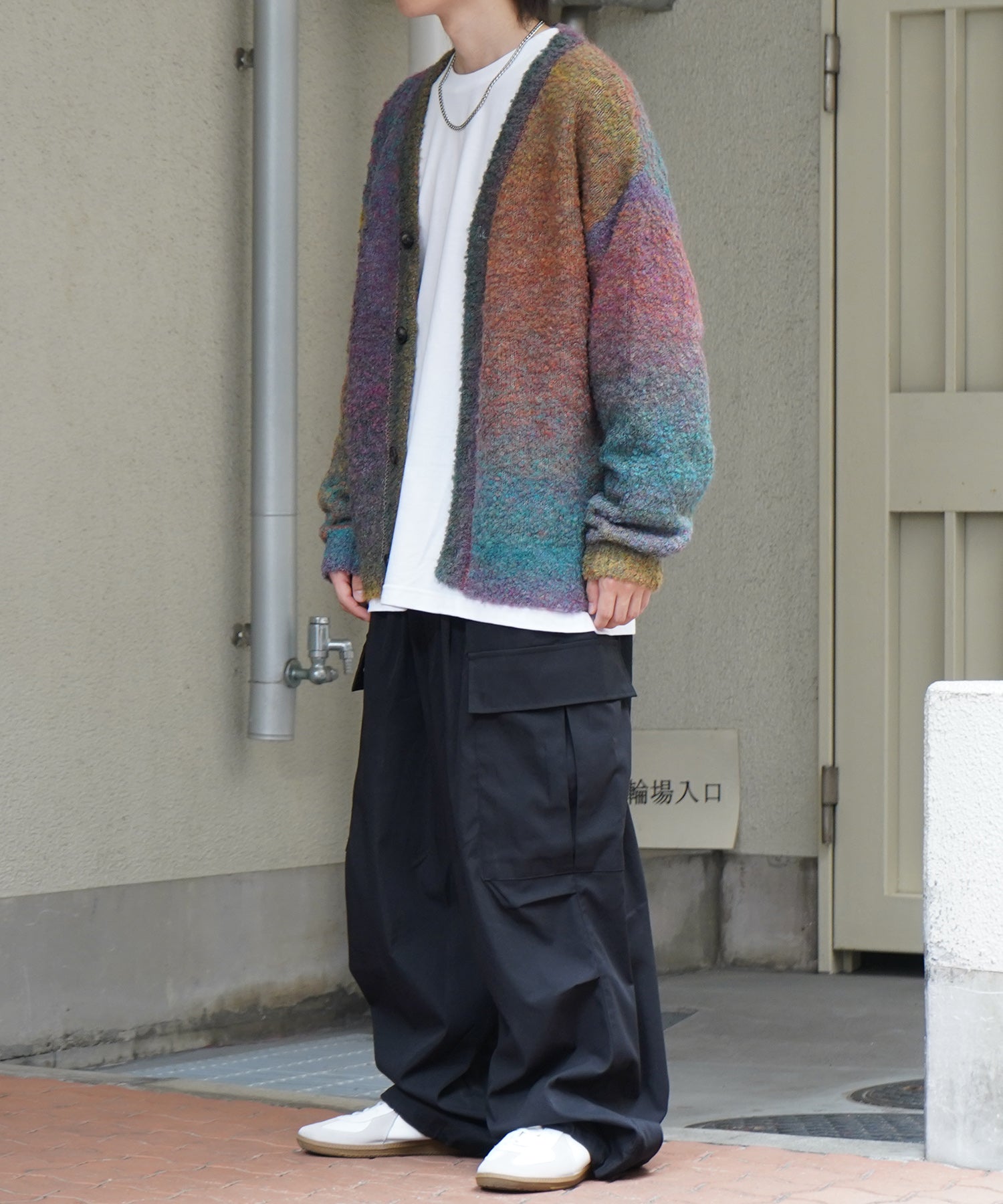 レトロライク ビッグシルエット グラデーションブークレ ボリューム ニットカーディガン