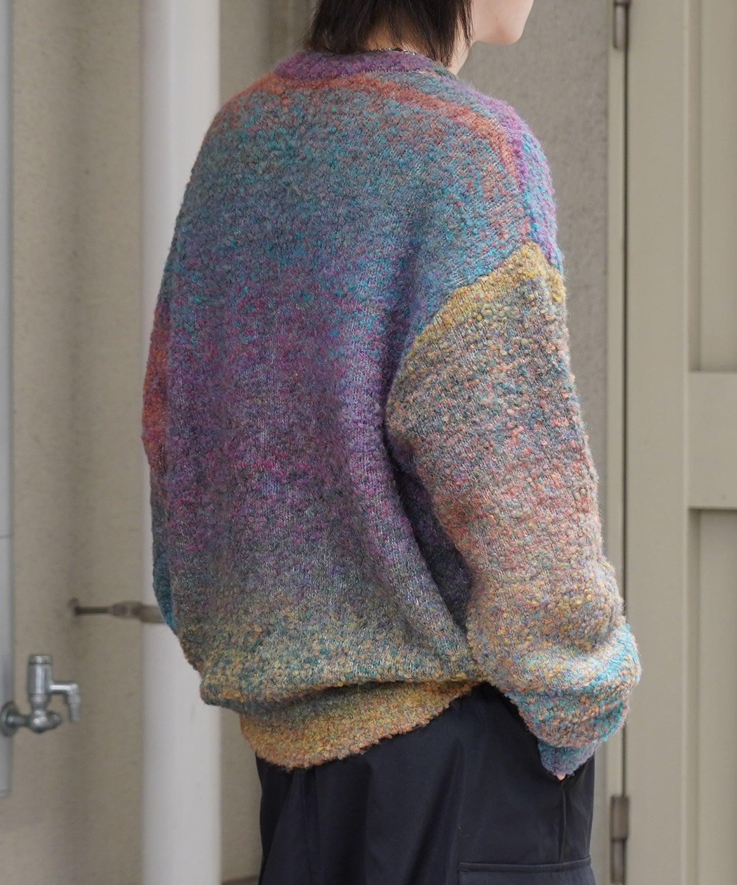 レトロライク ビッグシルエット グラデーションブークレ ボリューム ニットカーディガン