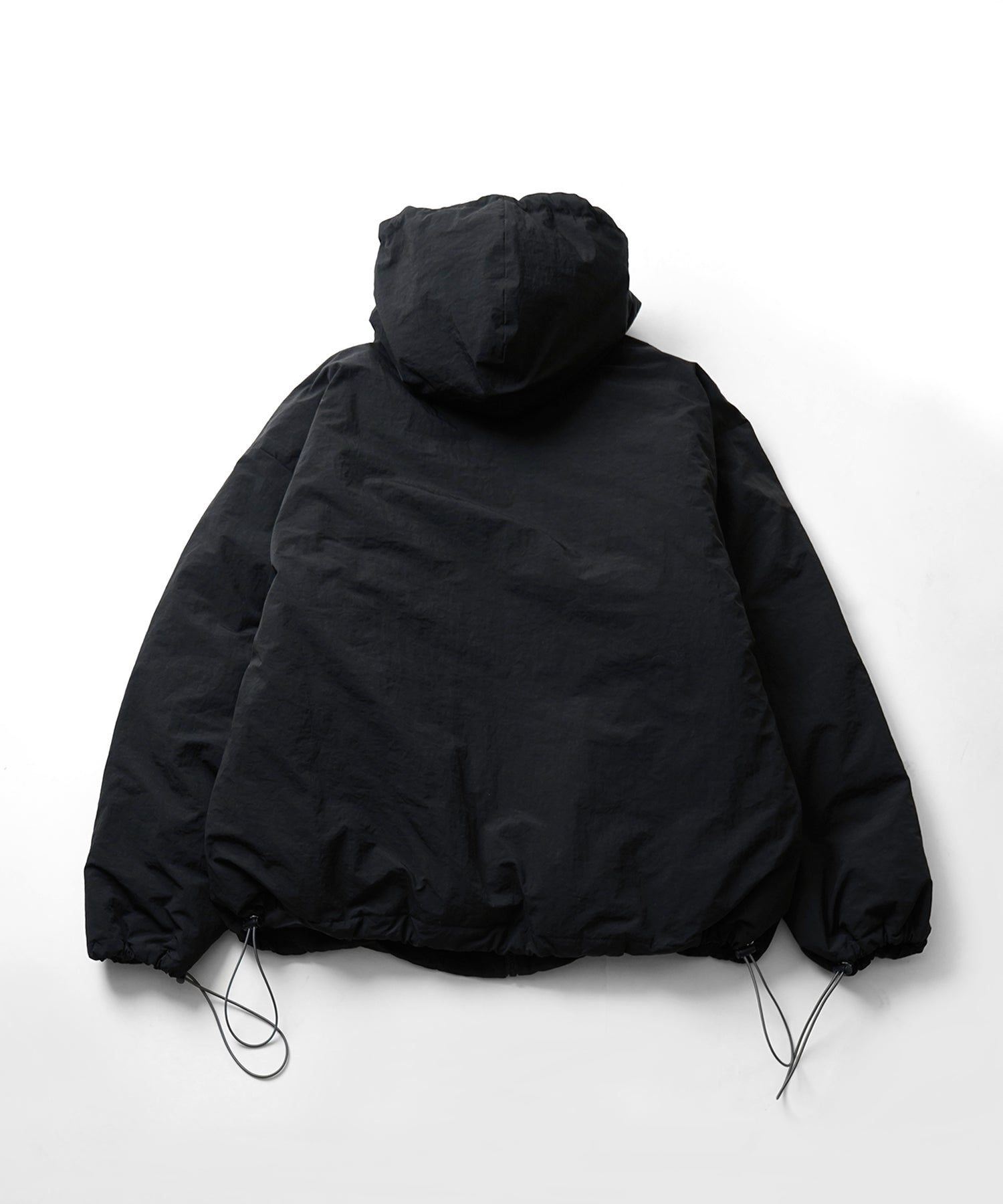 ビッグシルエット ラバーワンポイントロゴ ナイロン エコダウンジャケットフーディー