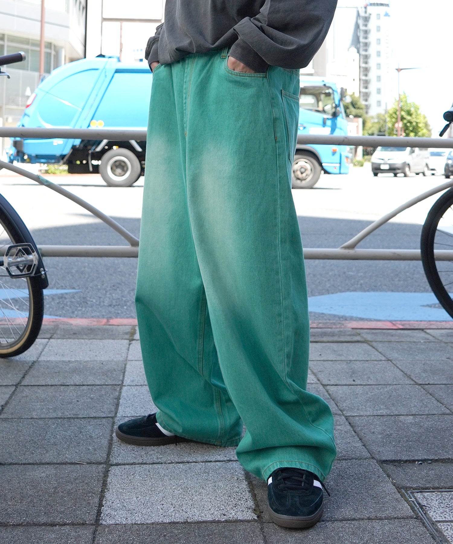 ヴィンテージメイク レトロライク カラーデニム イージーワイドパンツ
