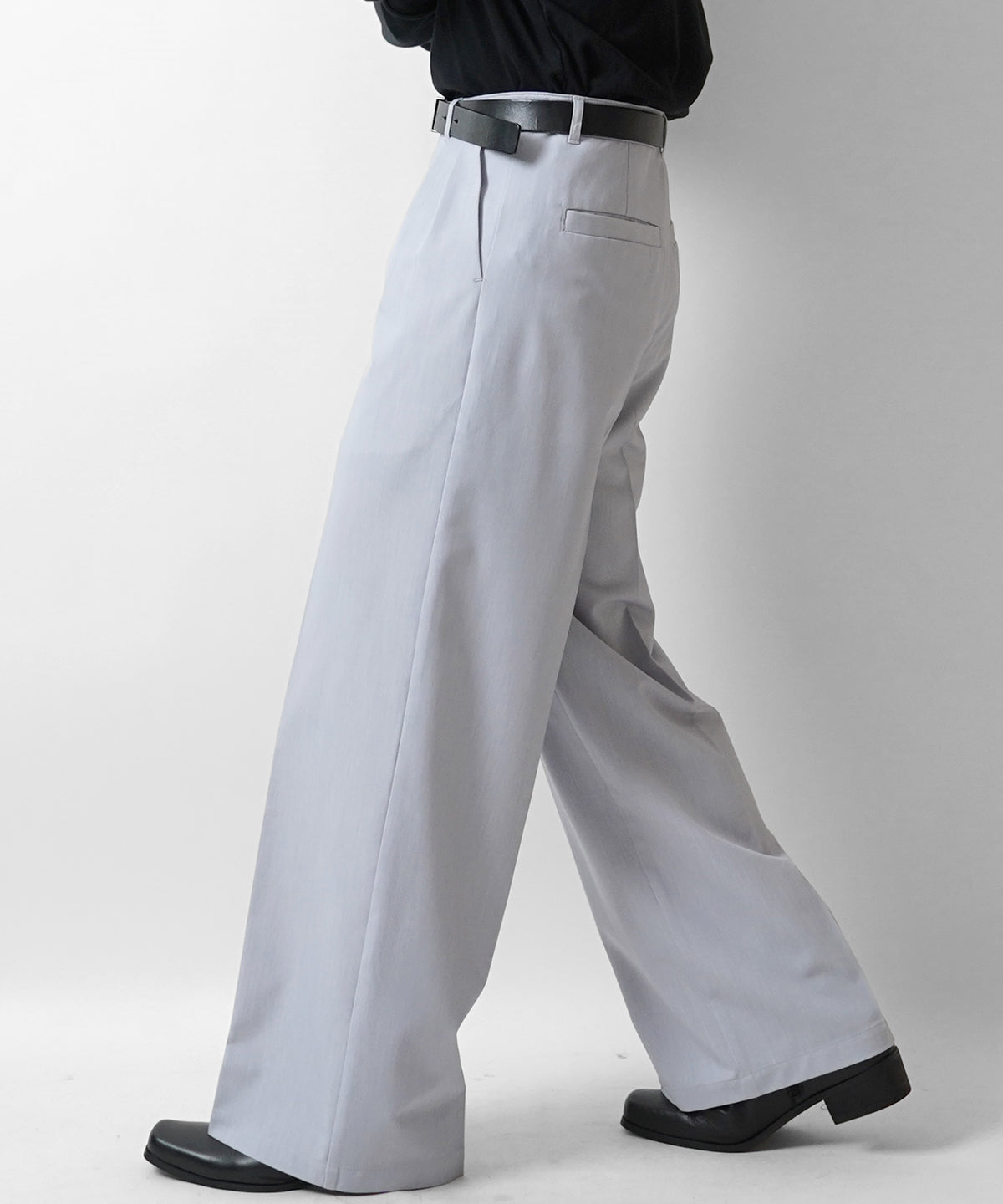 25SS ツイル タック ワイドストレートスラックスパンツ