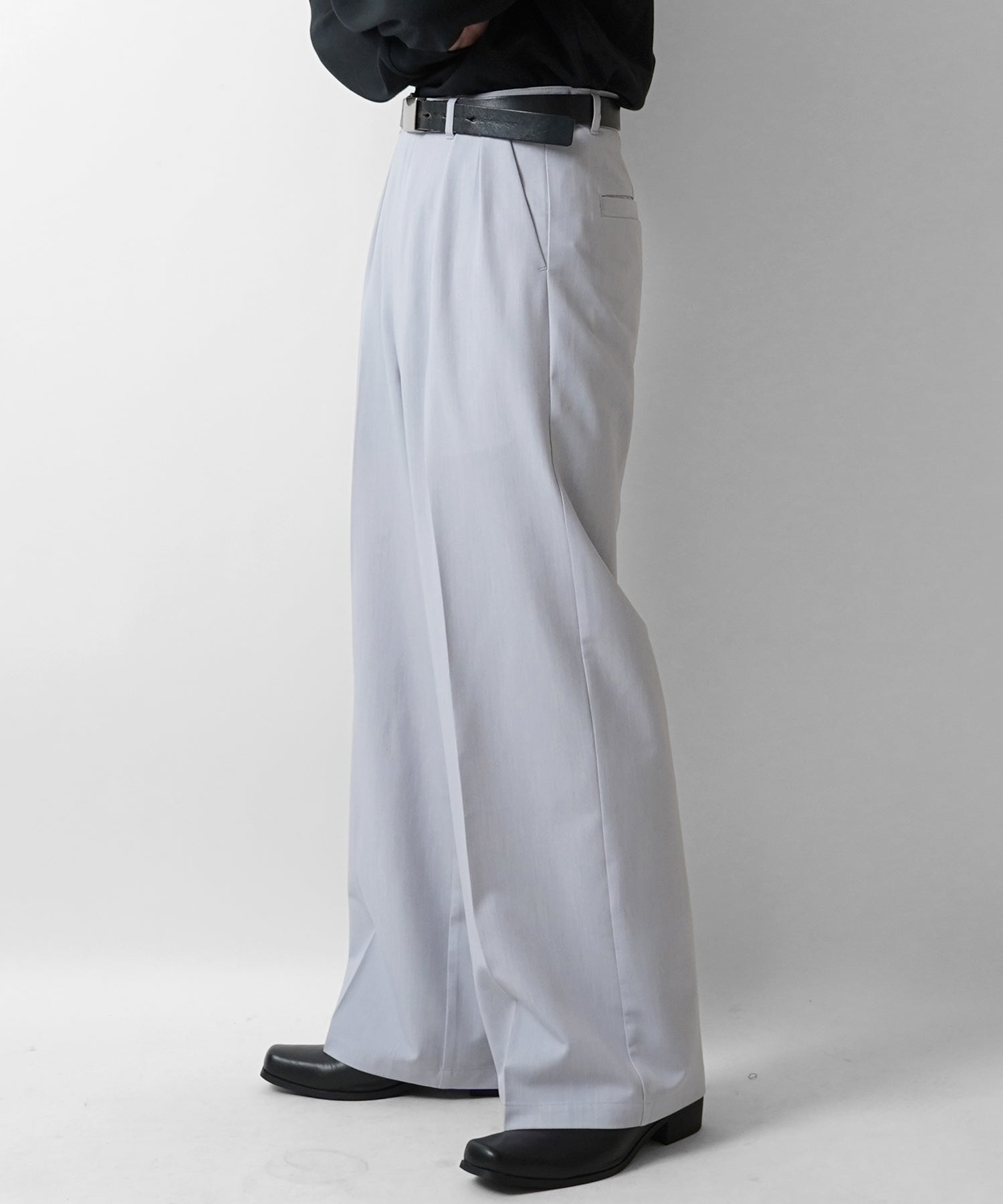 25SS ツイル タック ワイドストレートスラックスパンツ