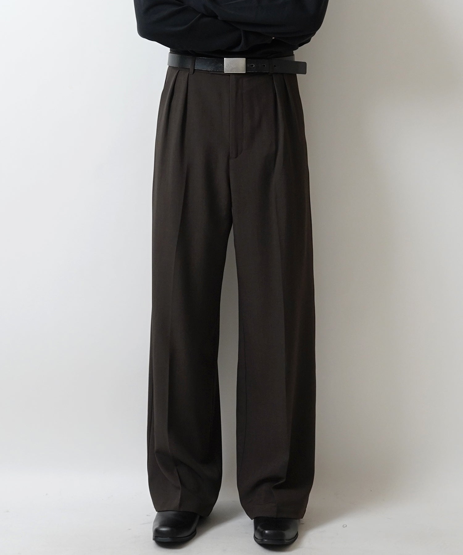 25SS ツイル タック ワイドストレートスラックスパンツ