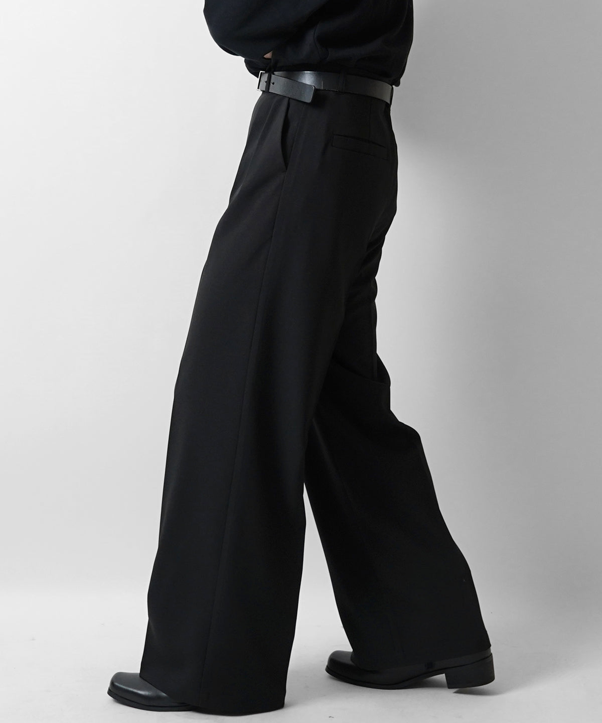 25SS ツイル タック ワイドストレートスラックスパンツ