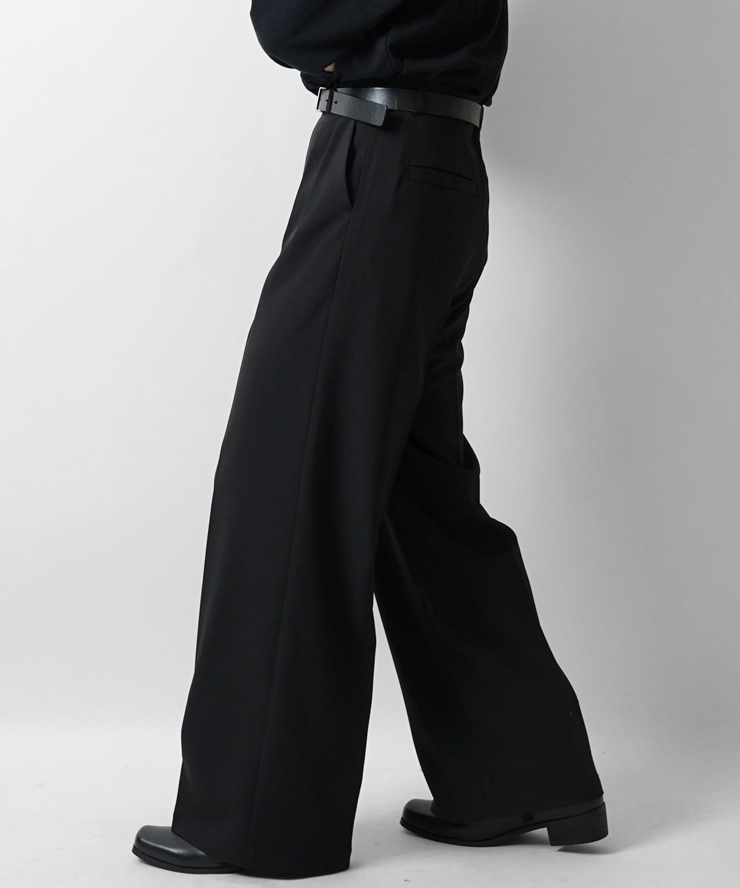 25SS ツイル タック ワイドストレートスラックスパンツ