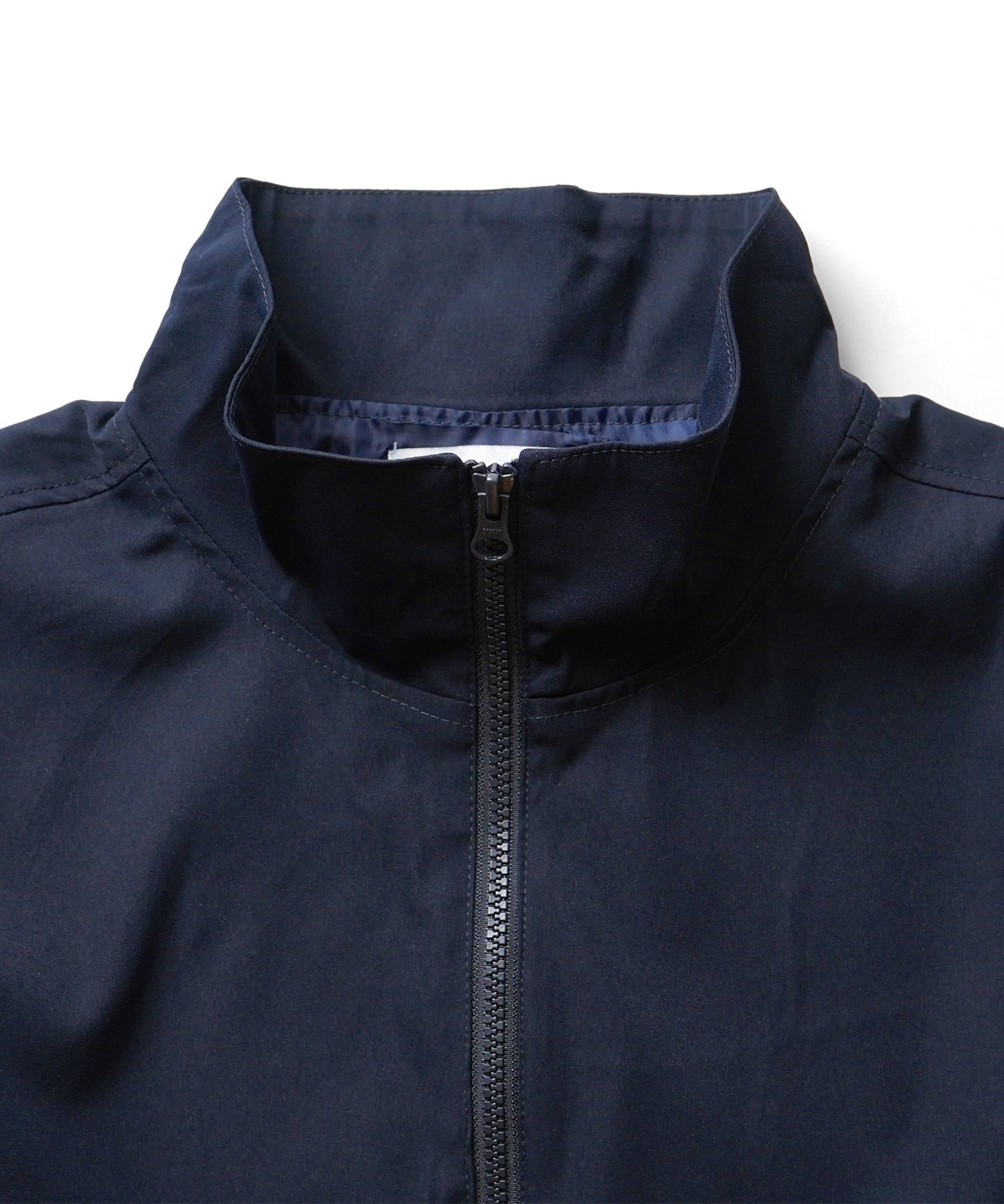 セットアップ対応 スタンドネック 裾ひもドロスト フルジップナイロンテックベスト