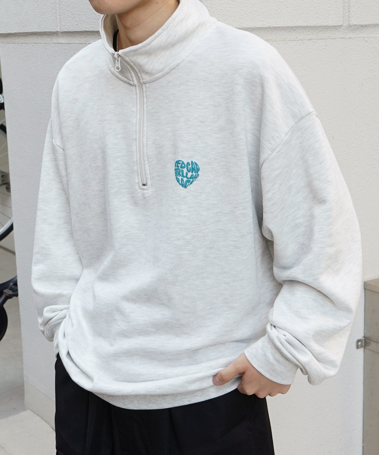 【RED CAP GIRL】24SS ビッグシルエット バックプリント ハーフジッププルオーバースウェット