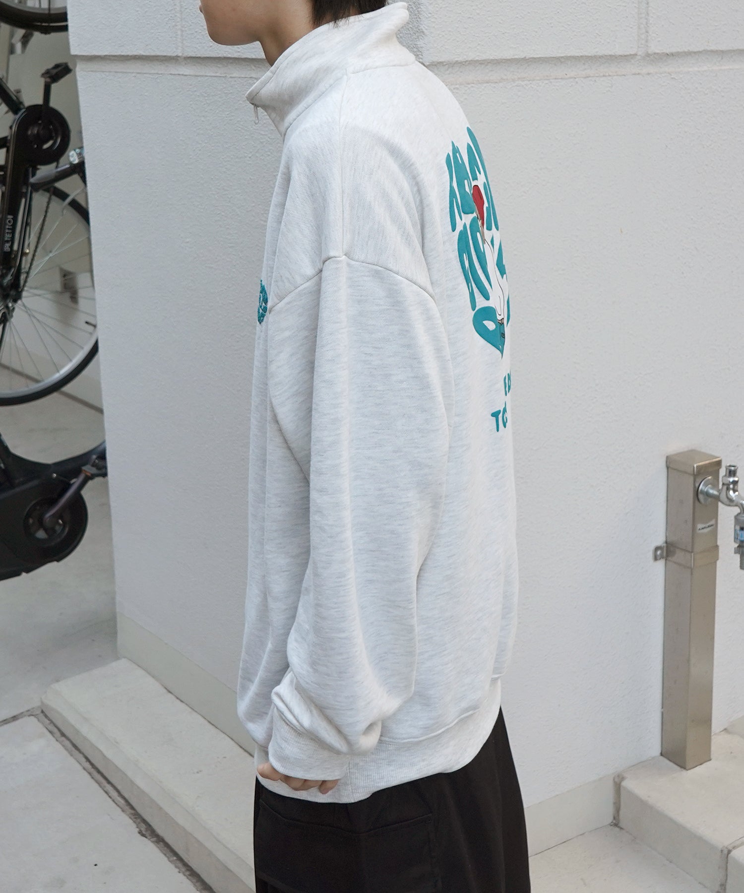 【RED CAP GIRL】24SS ビッグシルエット バックプリント ハーフジッププルオーバースウェット