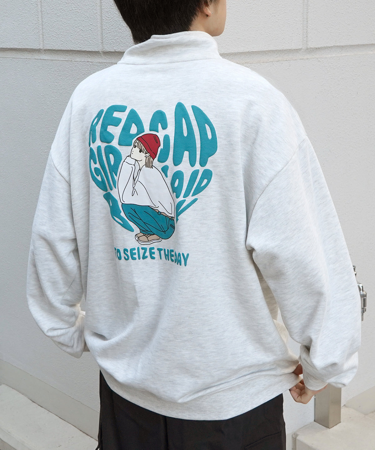 【RED CAP GIRL】24SS ビッグシルエット バックプリント ハーフジッププルオーバースウェット