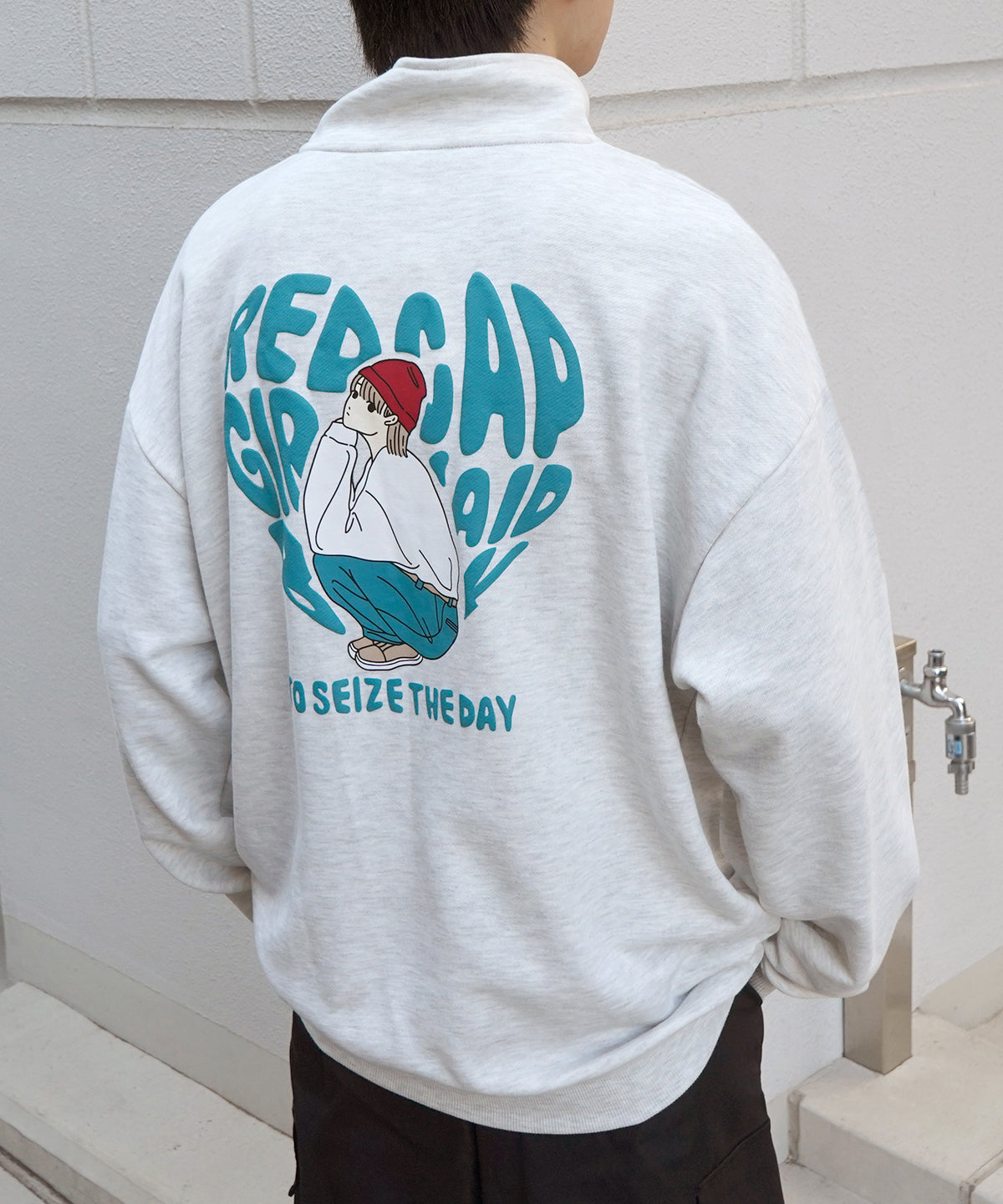 【RED CAP GIRL】24SS ビッグシルエット バックプリント ハーフジッププルオーバースウェット
