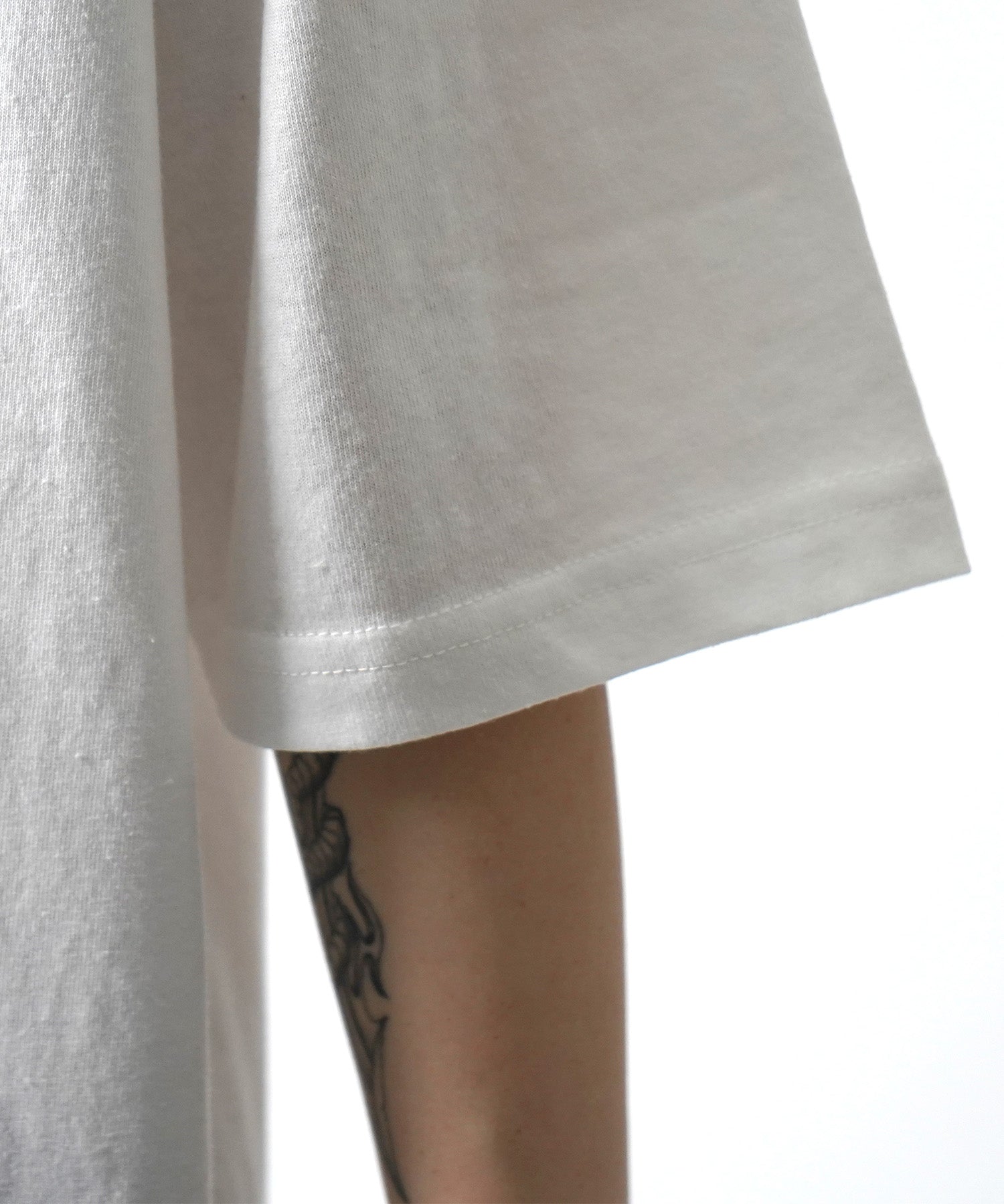 25SS 韓国ストリート ハート グランジロゴ Y2K ビッグシルエット半袖Tシャツ