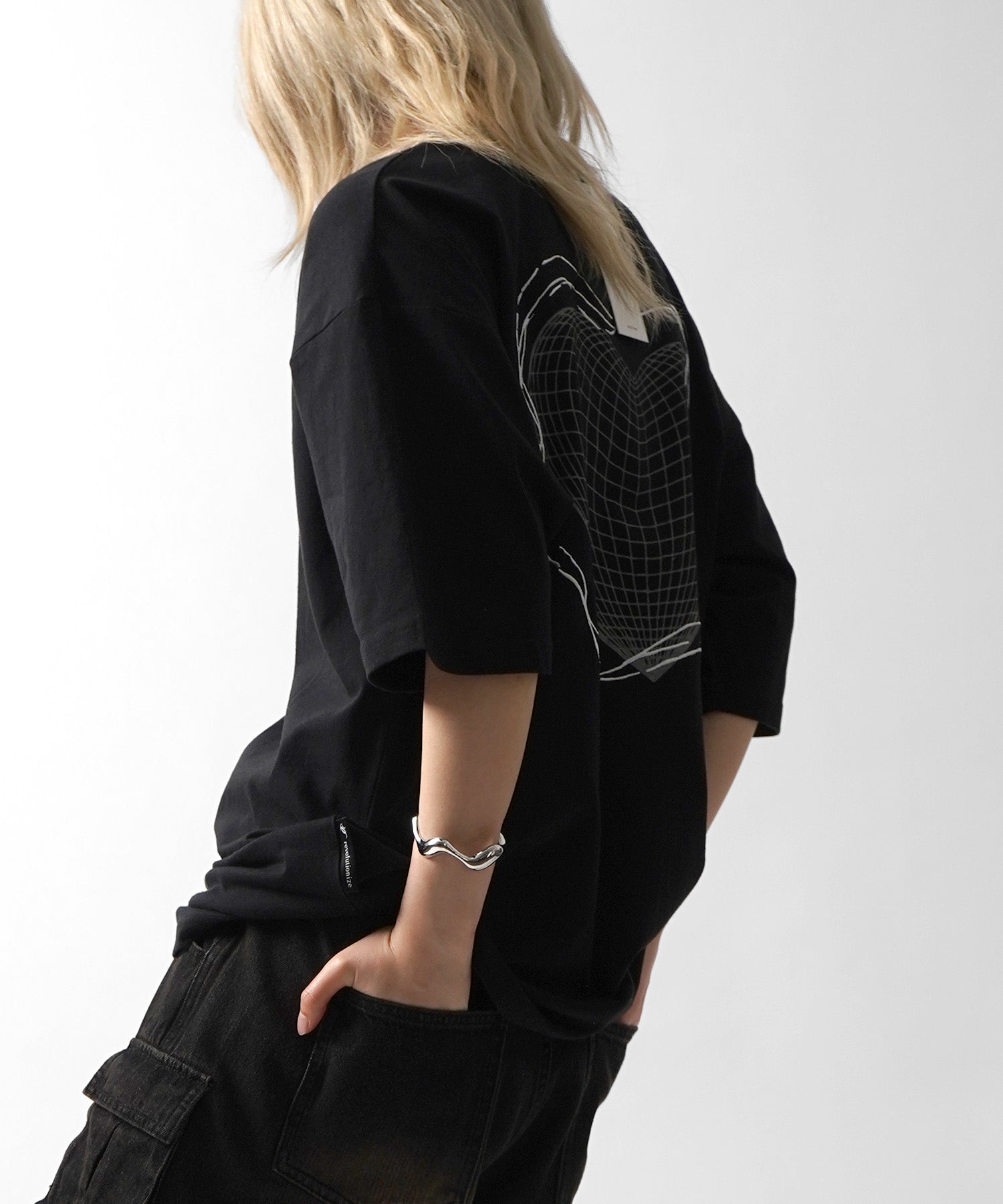 25SS 韓国ストリート ハート グランジロゴ Y2K ビッグシルエット半袖Tシャツ