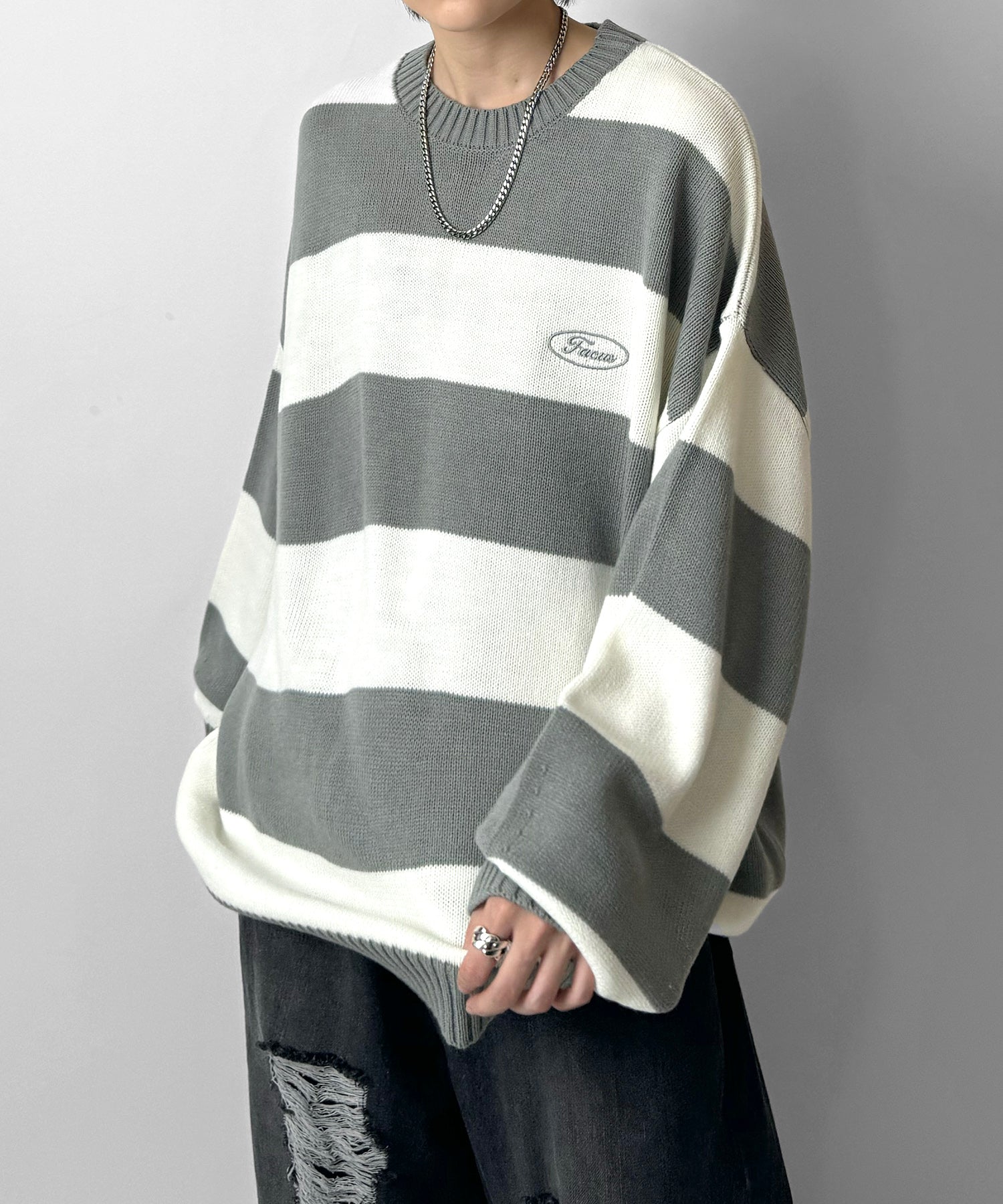 ビッグシルエット ワンポイント刺繍 ボーダーニットプルオーバー