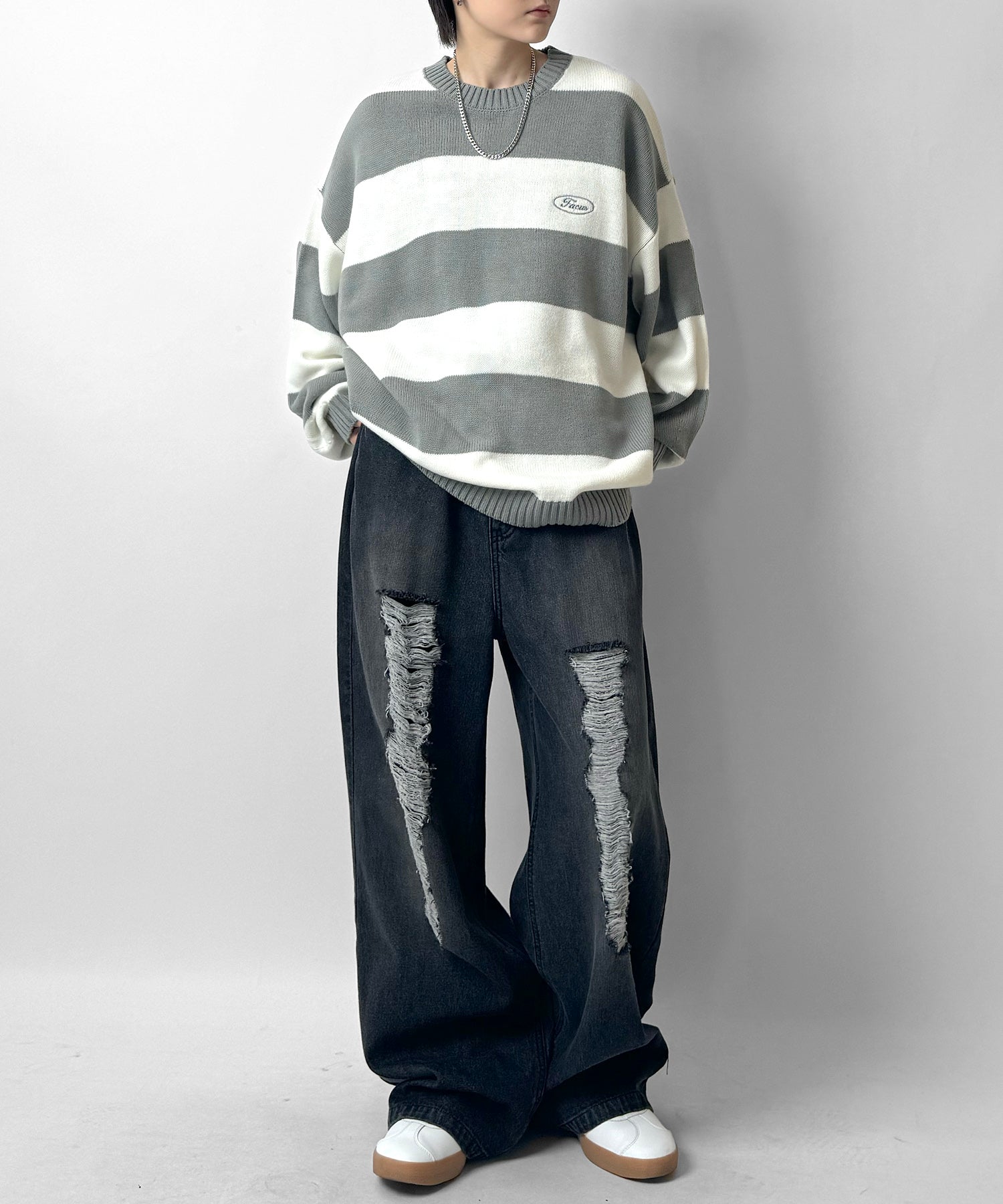 ビッグシルエット ワンポイント刺繍 ボーダーニットプルオーバー