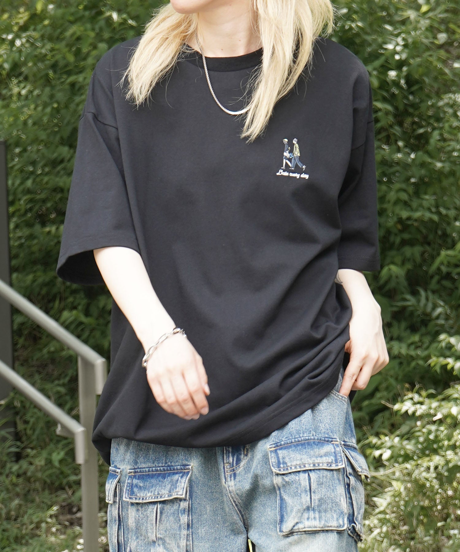 25SS 新柄追加 ワンポイント刺繍ロゴ ヒゲオジ / デイリーウォーキング ビッグシルエット半袖Tシャツ
