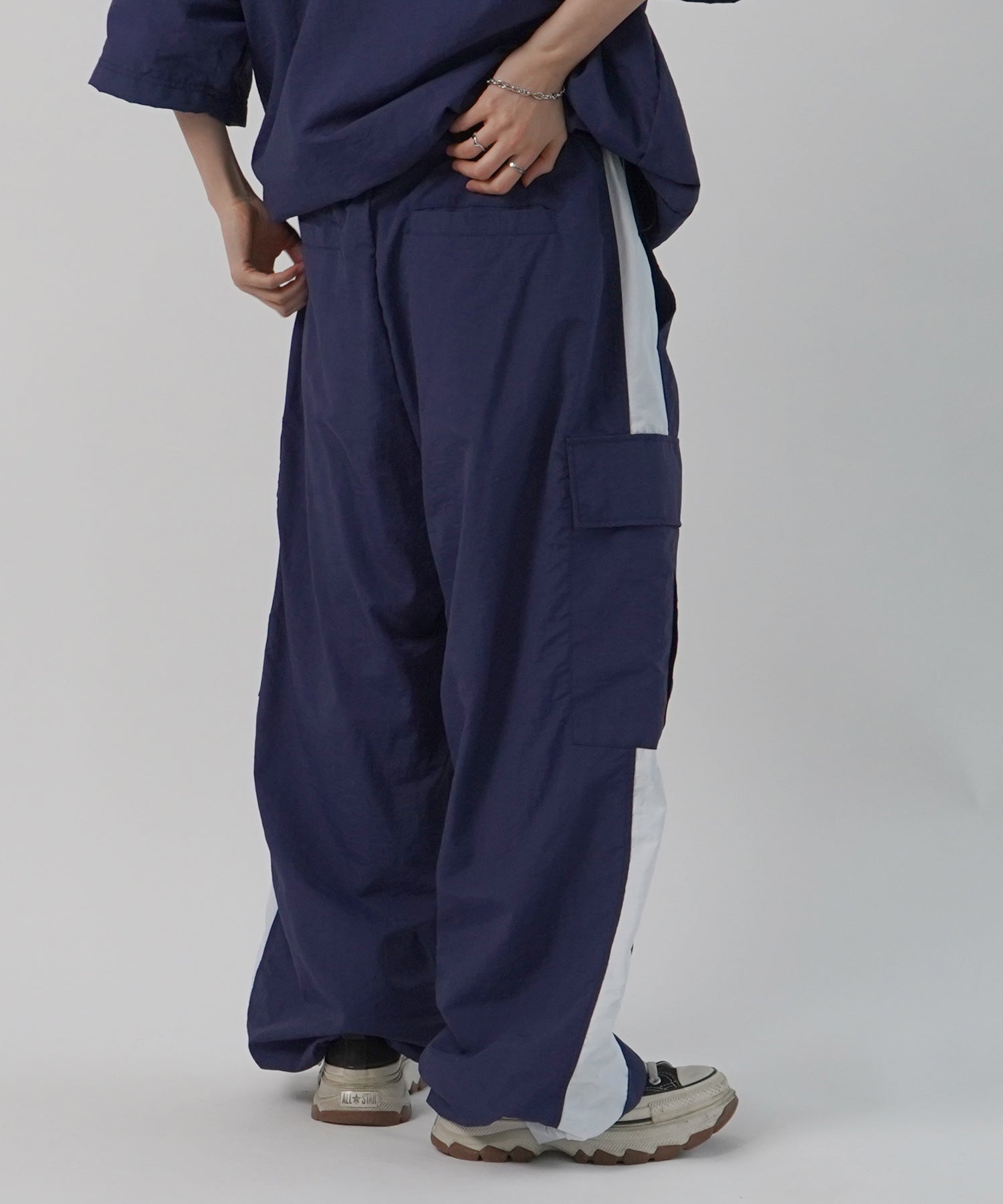 25SS セットアップ対応 ドロスト サイドライン ナイロンカーゴパンツ ワイドパンツ